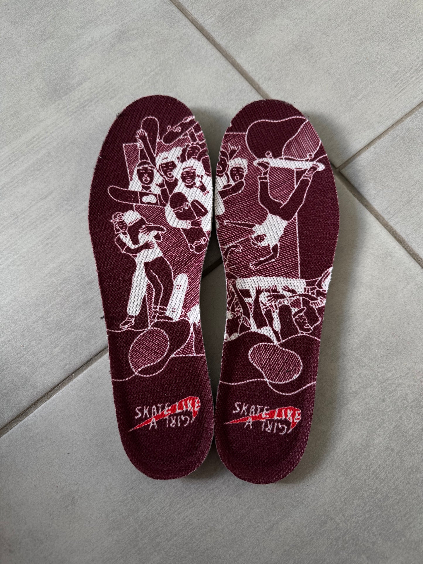 Nike SB Dunk Low x Skate Like A Girl DX4589-600