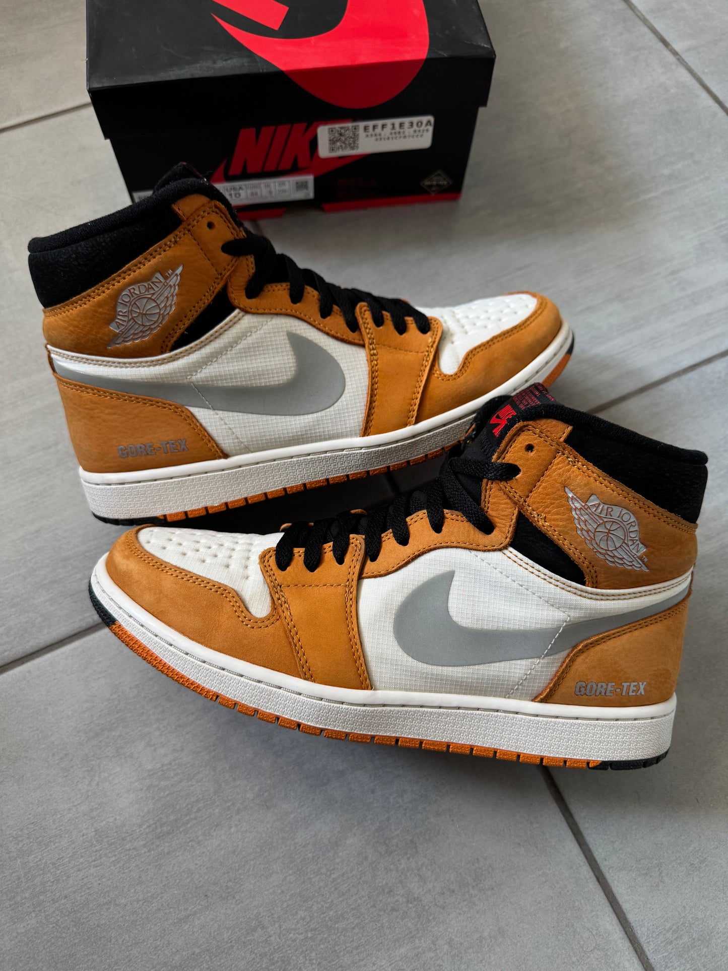 Nike Air Jordan 1 High Gore-Tex Light Curry DB2889-700