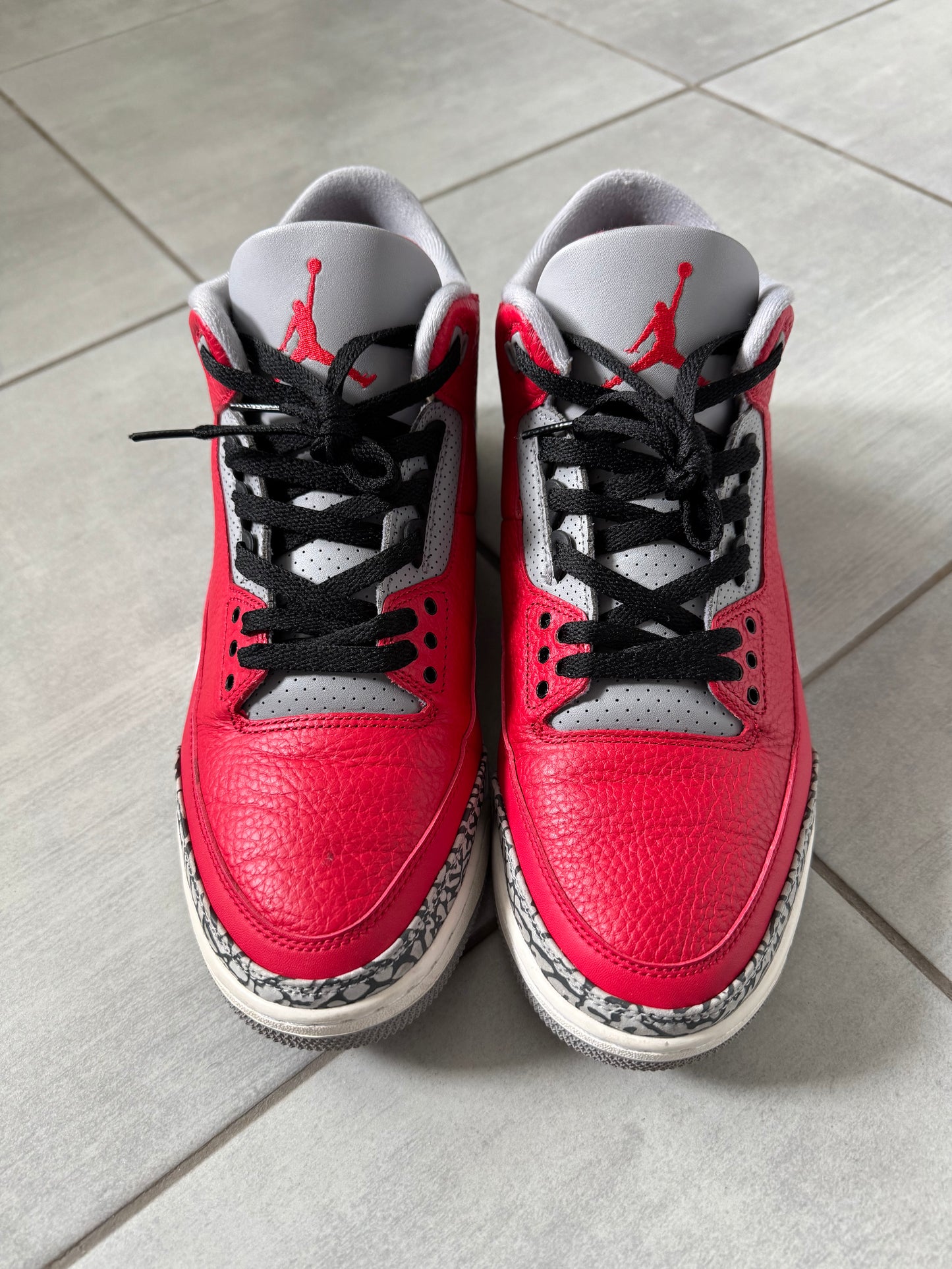 Air Jordan 3 Red Elephant