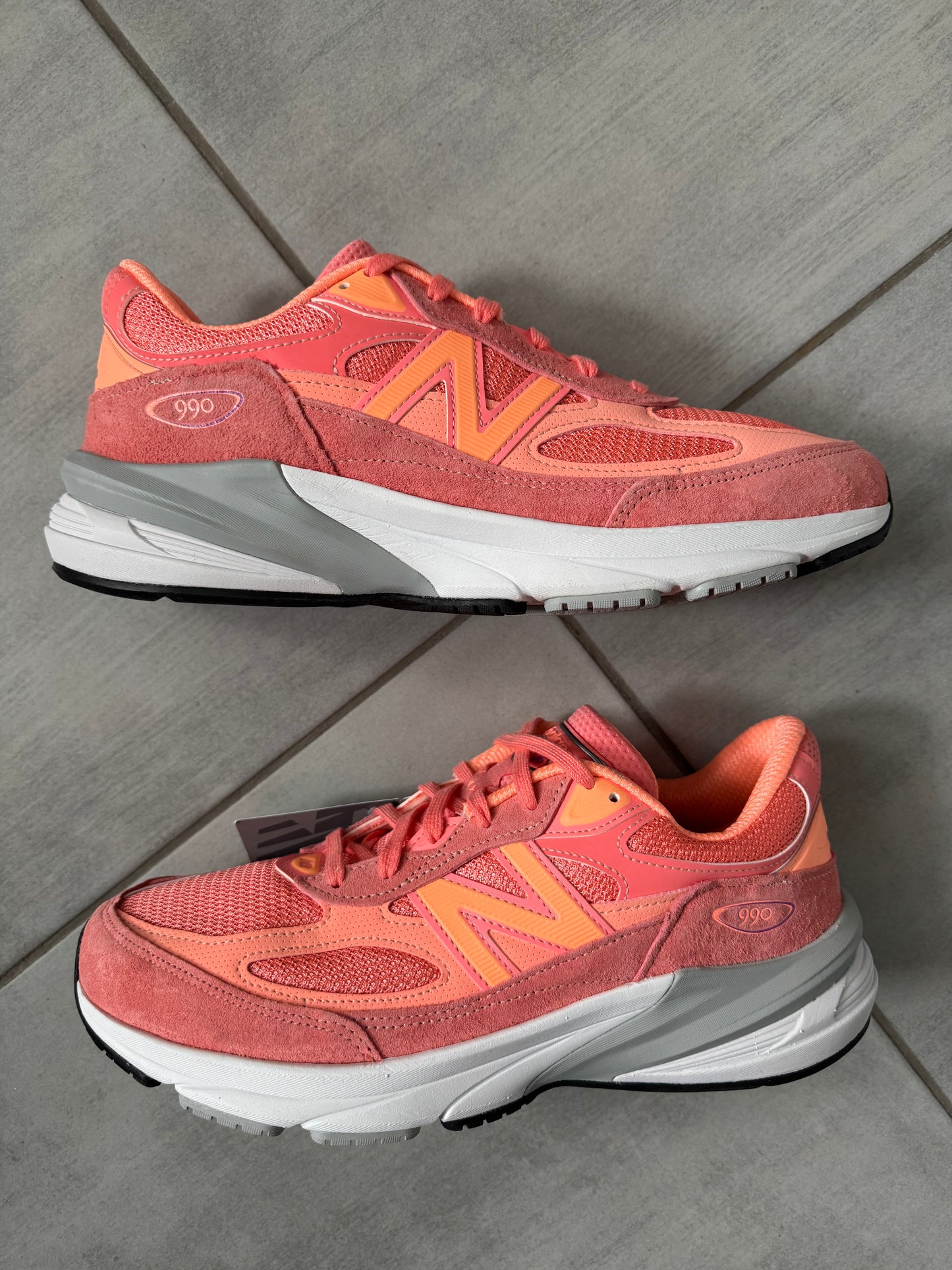 New Balance 990v6 Salmon
