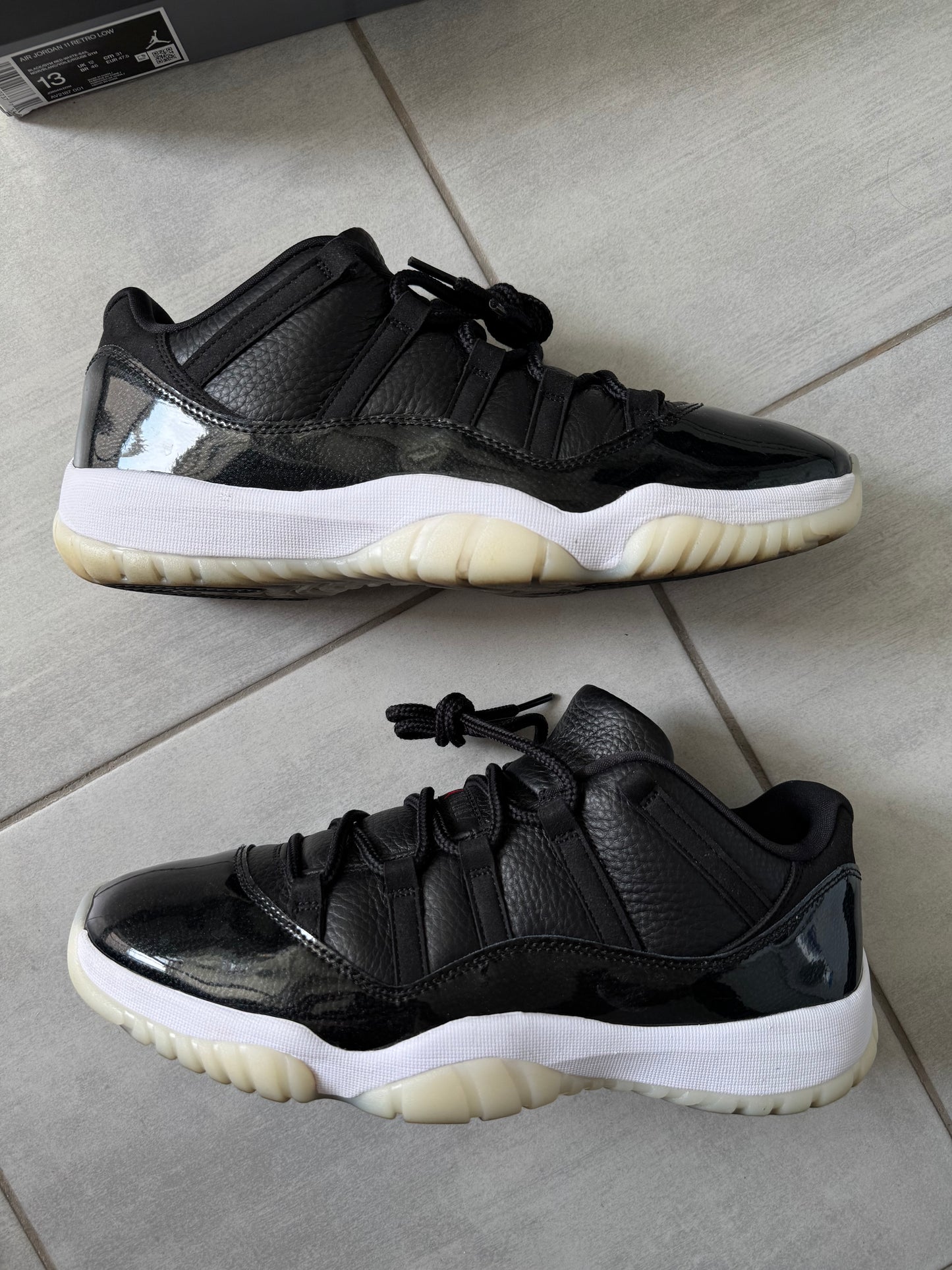 Air Jordan 11 Low 72-10 AV2187-001