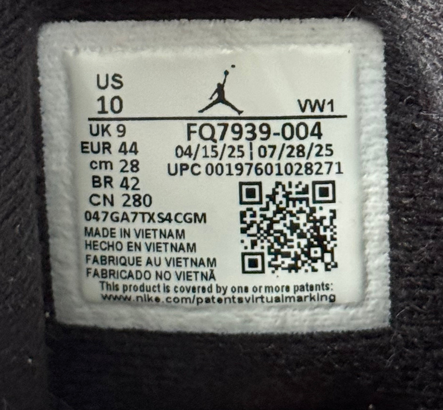 Air Jordan 4 RM Black Cat FQ7939-004