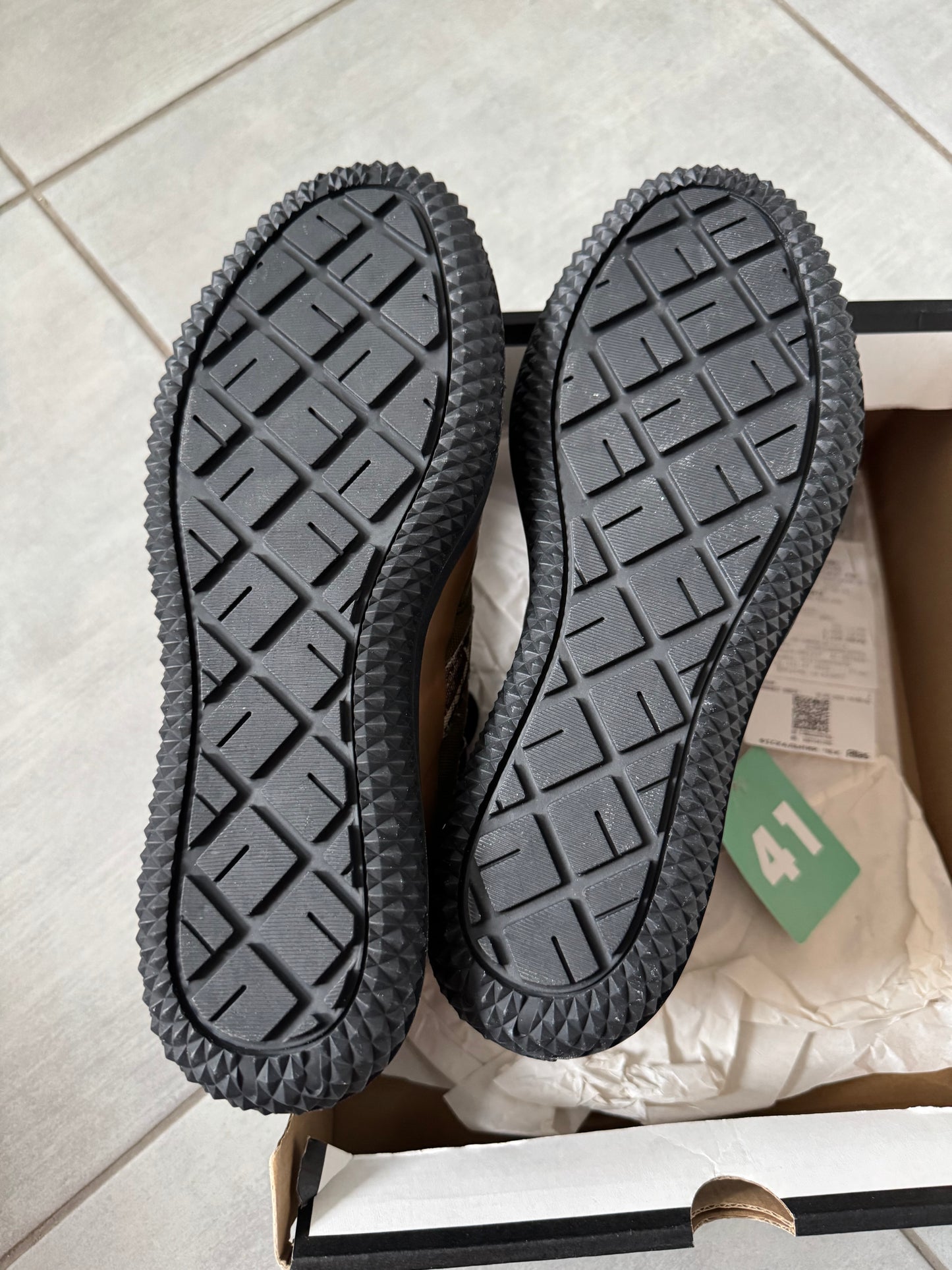 Converse Bosey MC