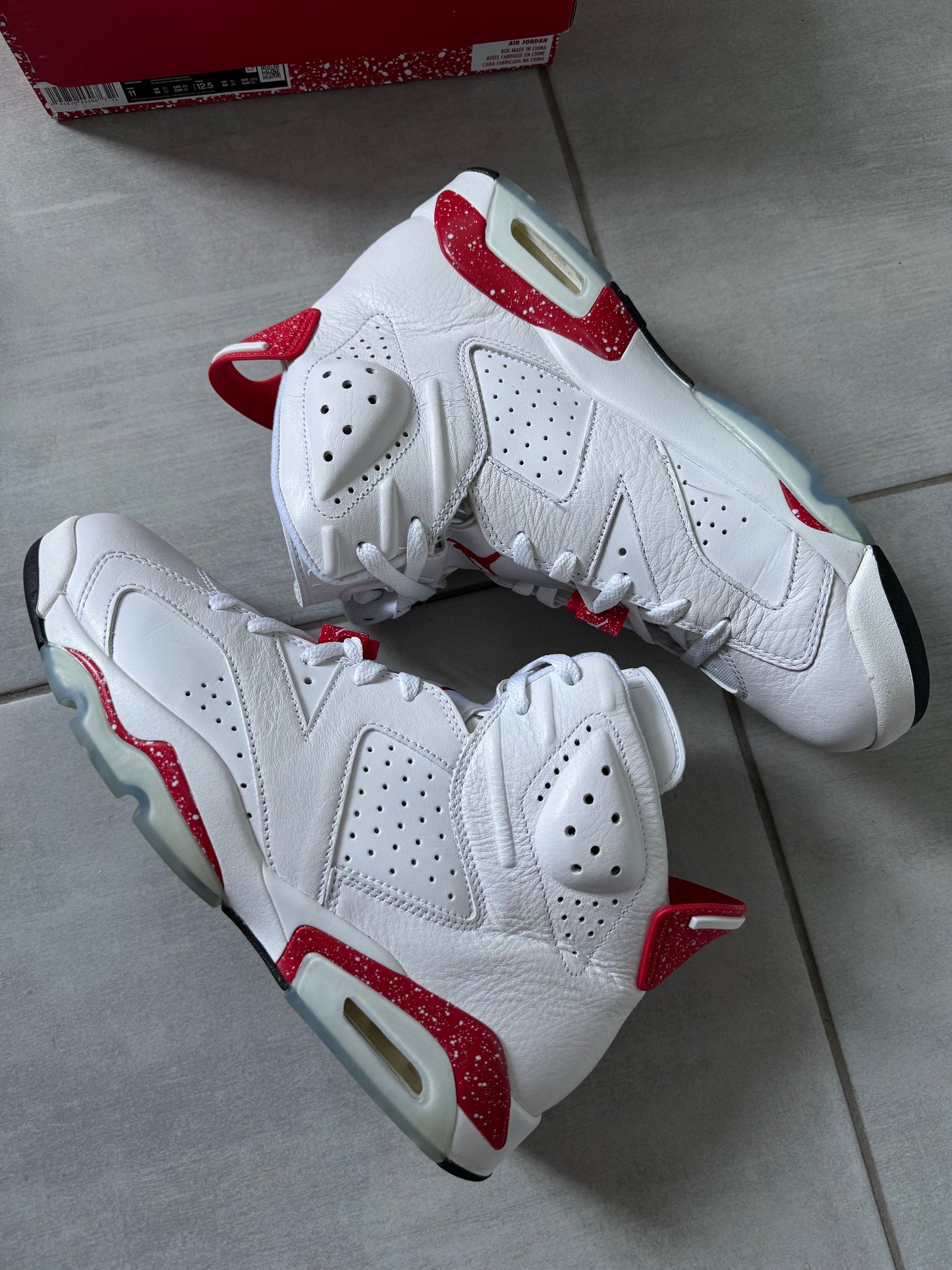 Air Jordan 6 Red Oreo