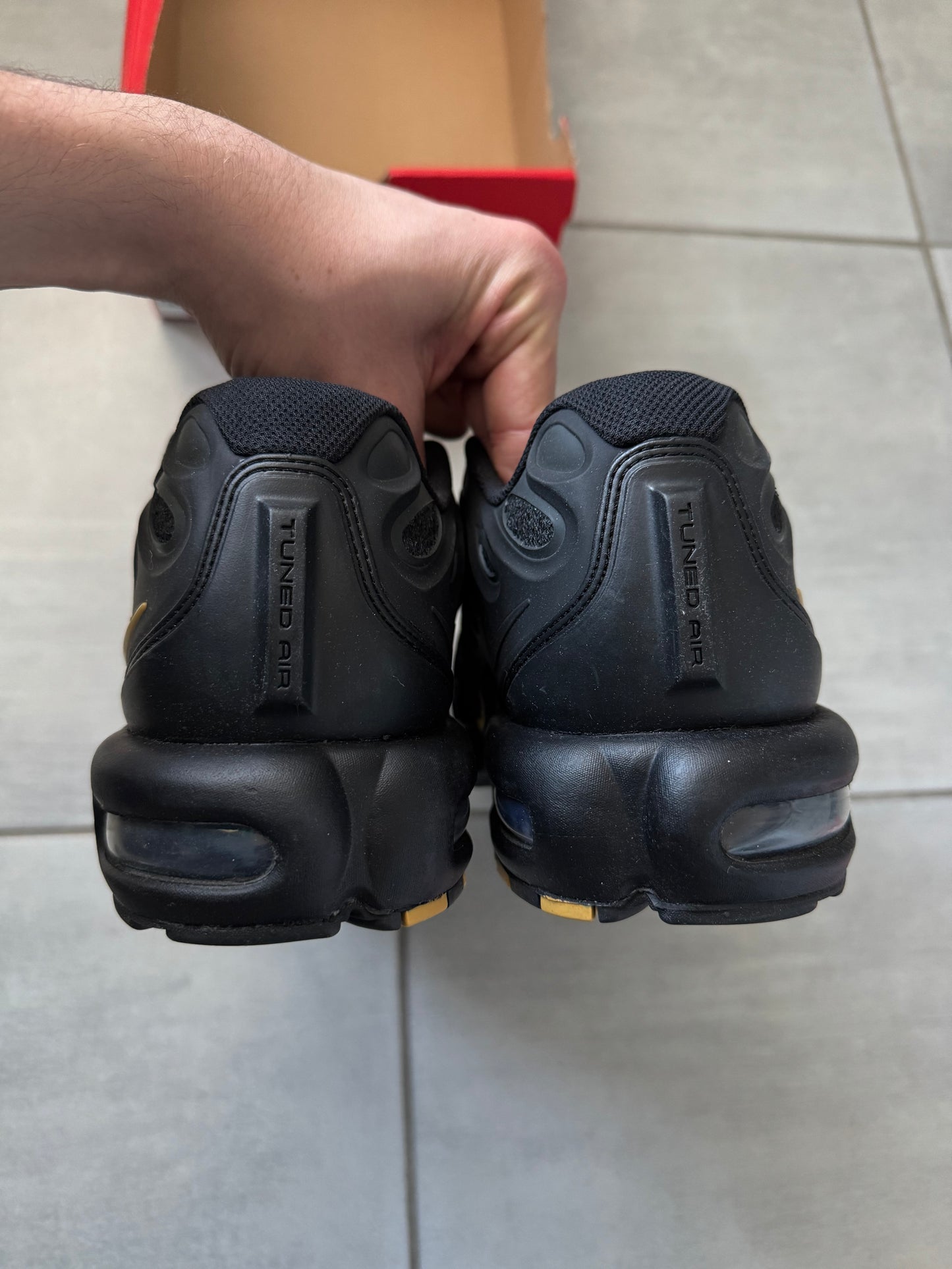 Nike Air Max Plus Drift x PSG