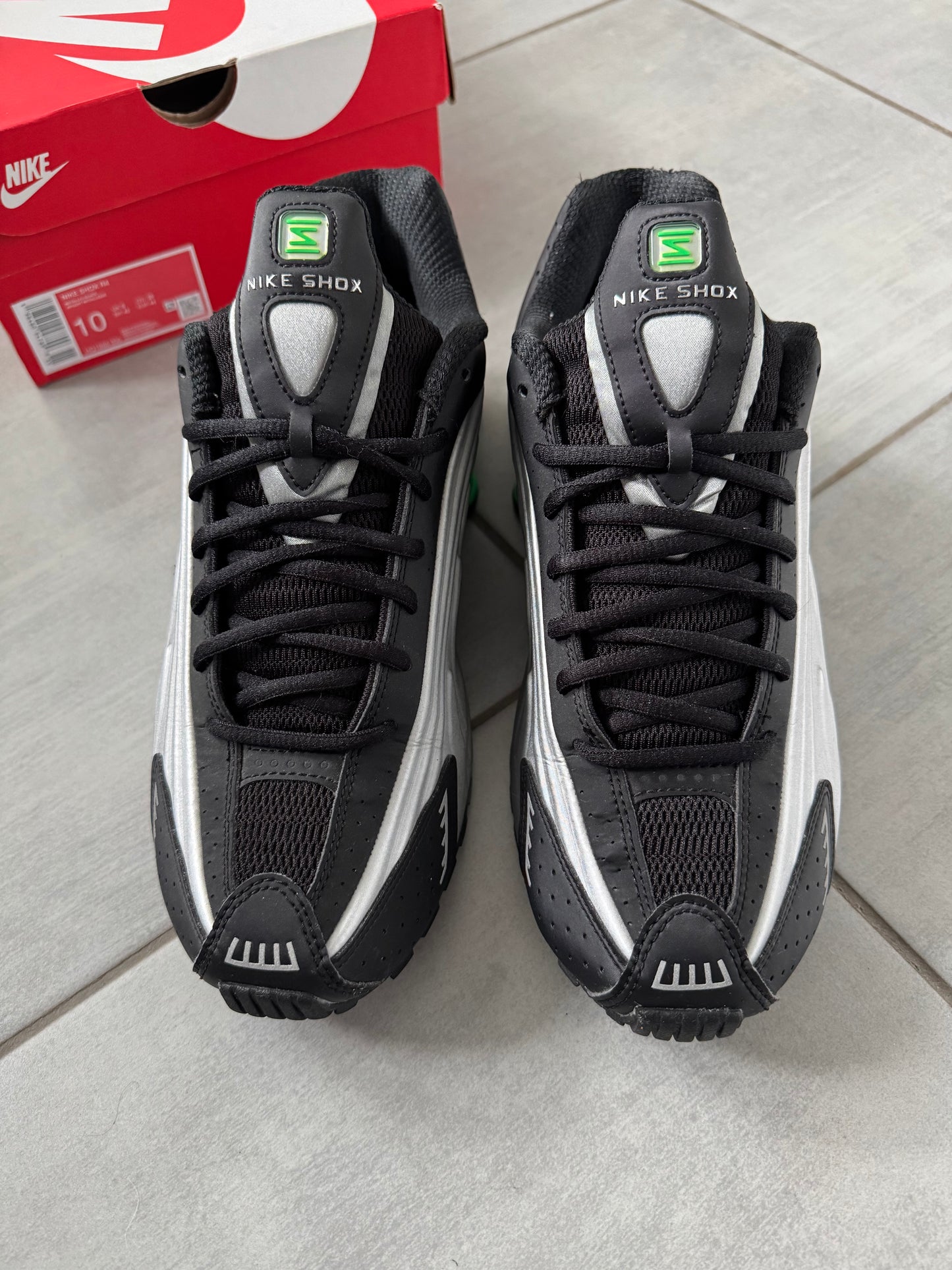 Nike Shox R4 Green HQ1988-006