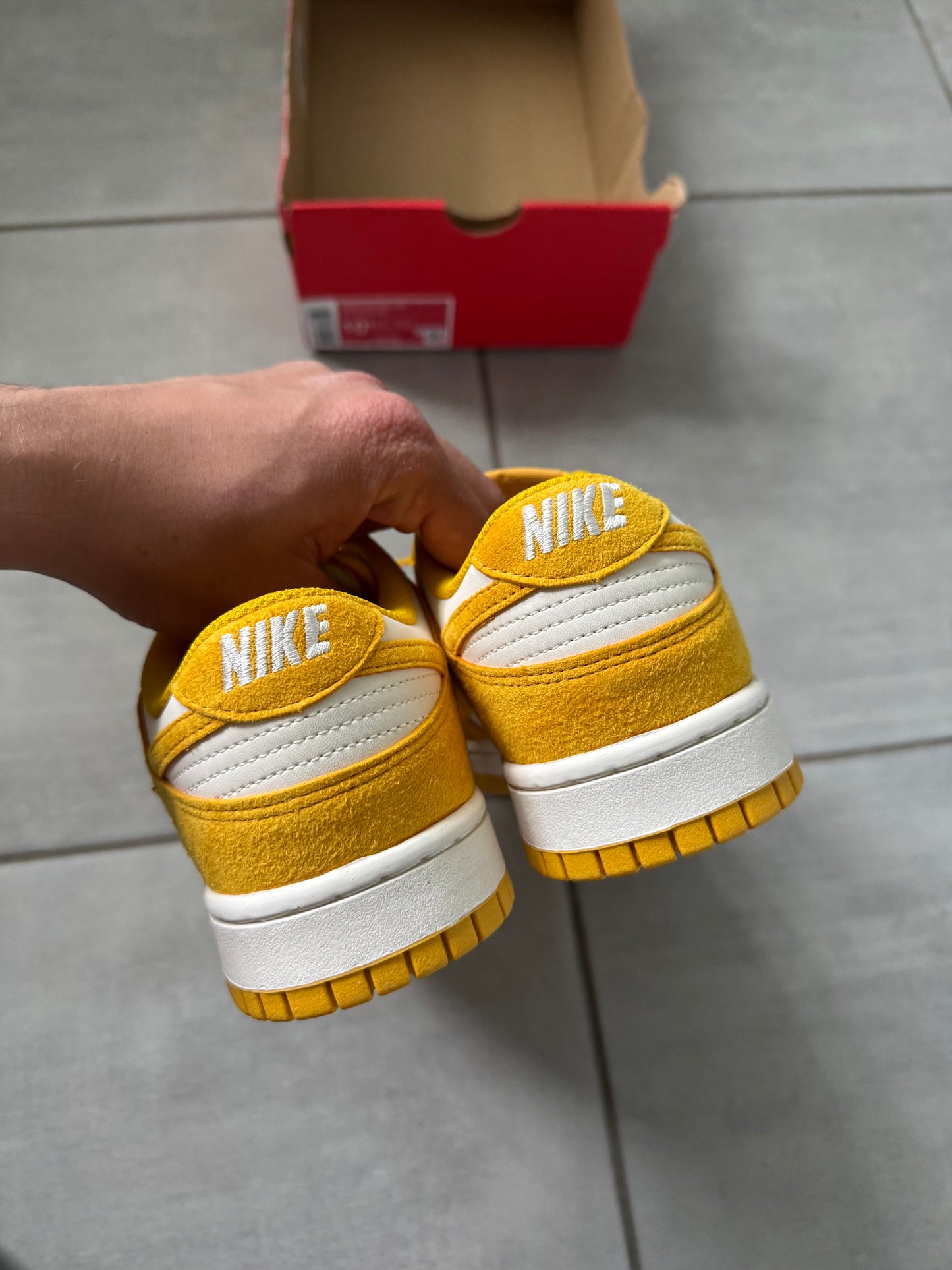 Nike Dunk Low Dark Sulfur IB4417-101