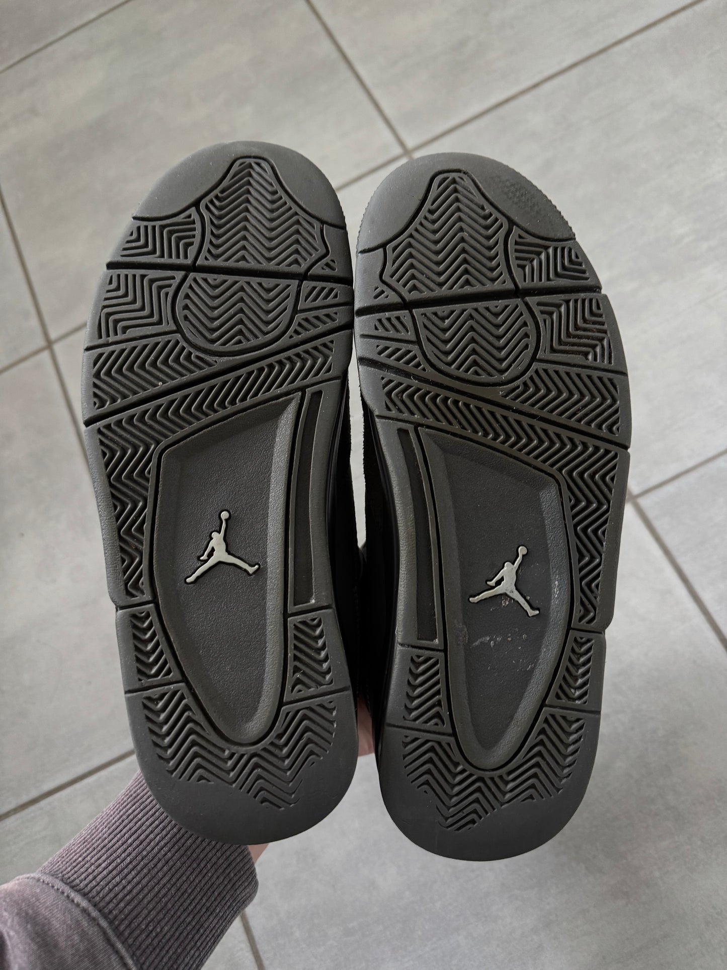 Air Jordan 4 Wet Cement
