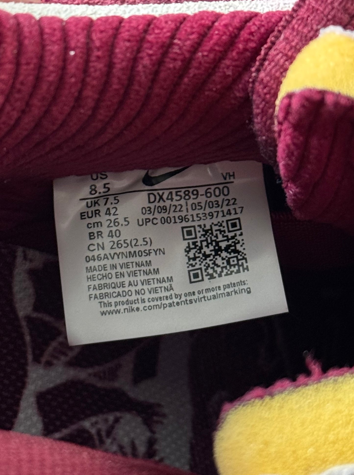 Nike SB Dunk Low x Skate Like A Girl DX4589-600
