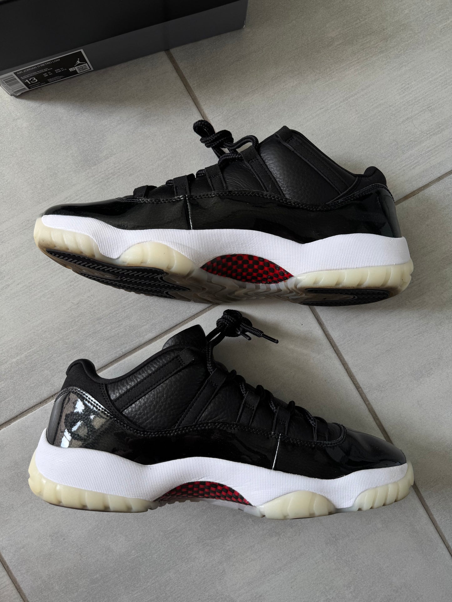 Air Jordan 11 Low 72-10 AV2187-001