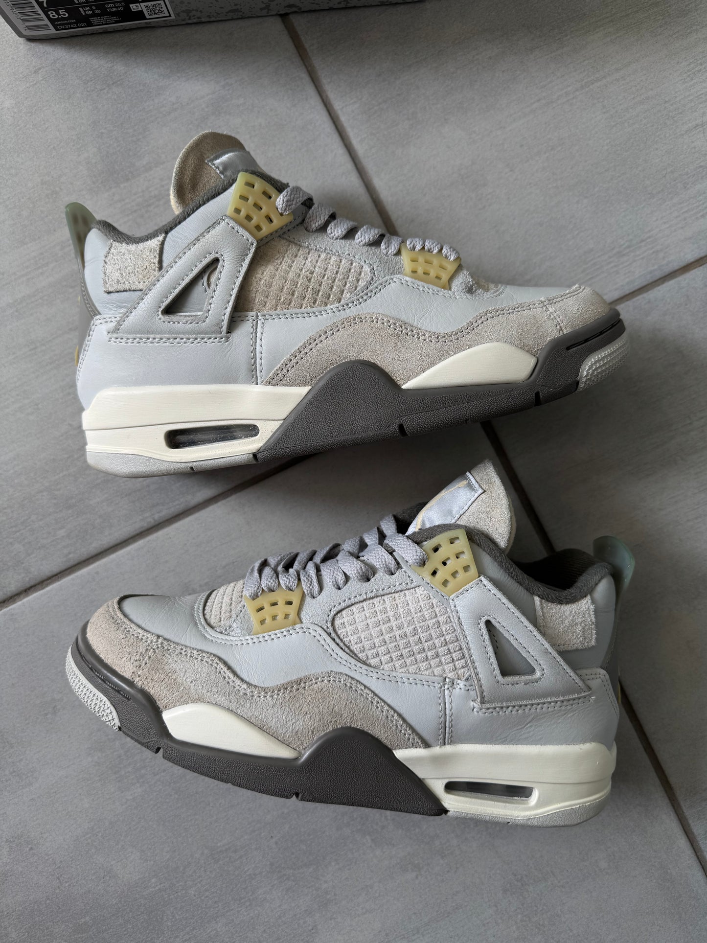 Air Jordan 4 Craft Photon Dust DV3742-001