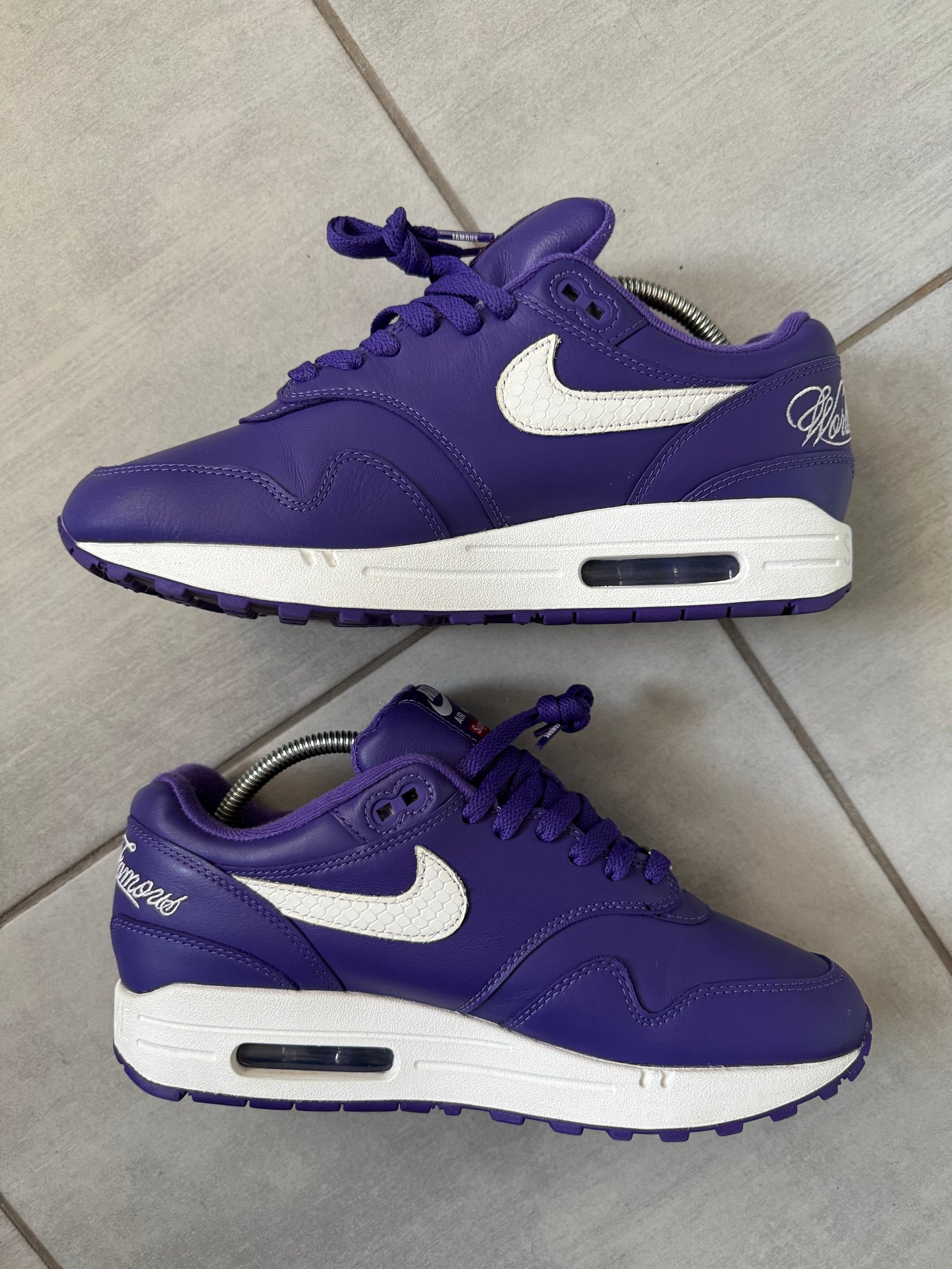 Nike Air Max 1 x Supreme Varsity Purple