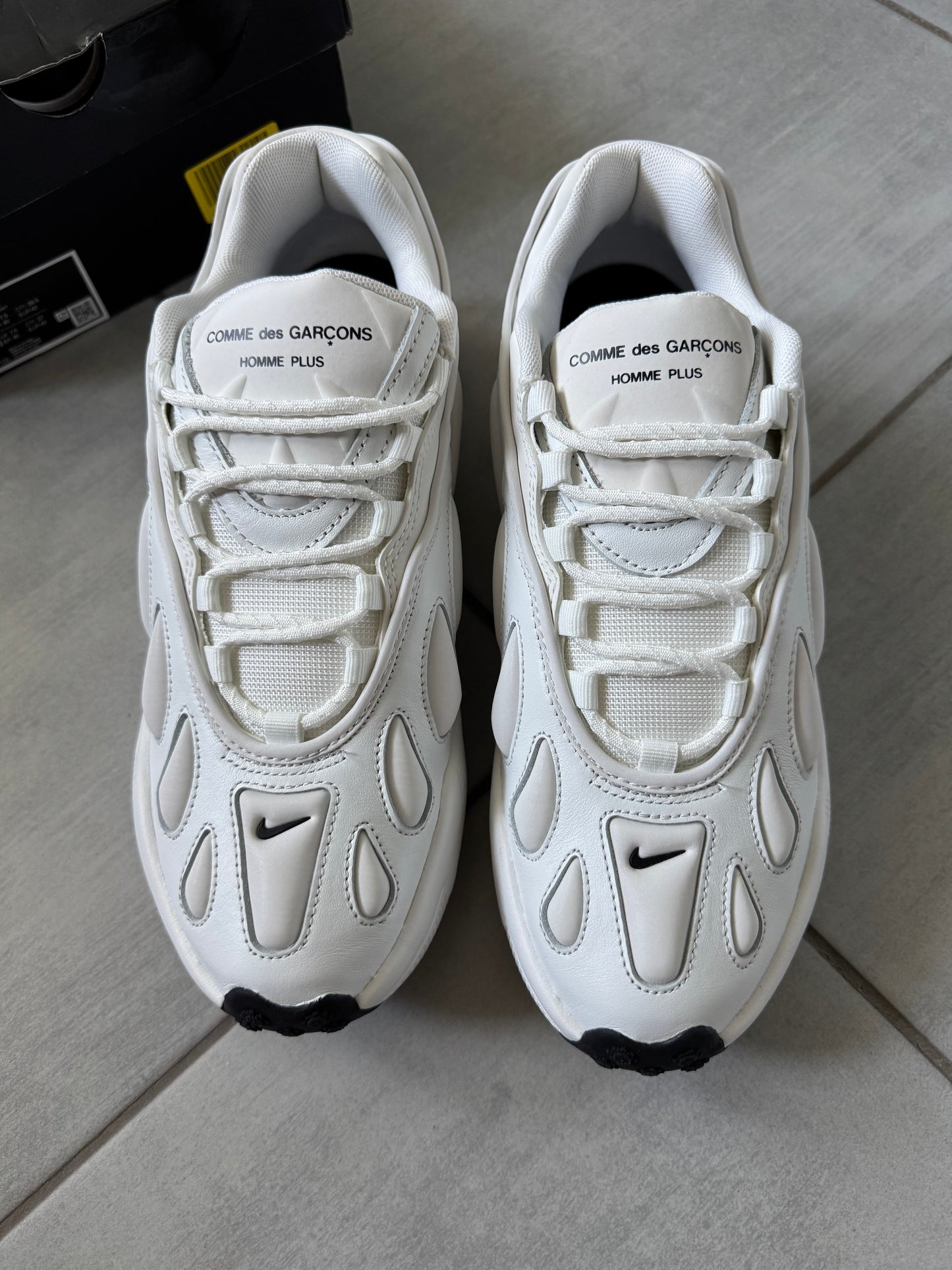 Nike Sense 96 x Comme Des Garcons White HV1944-100