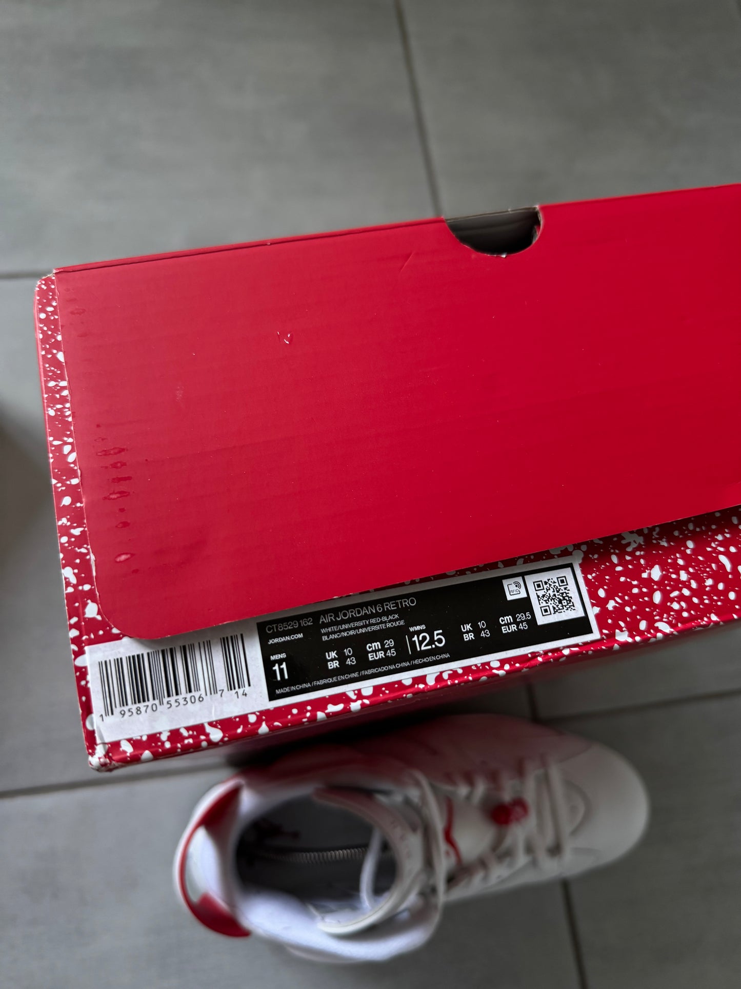 Air Jordan 6 Red Oreo