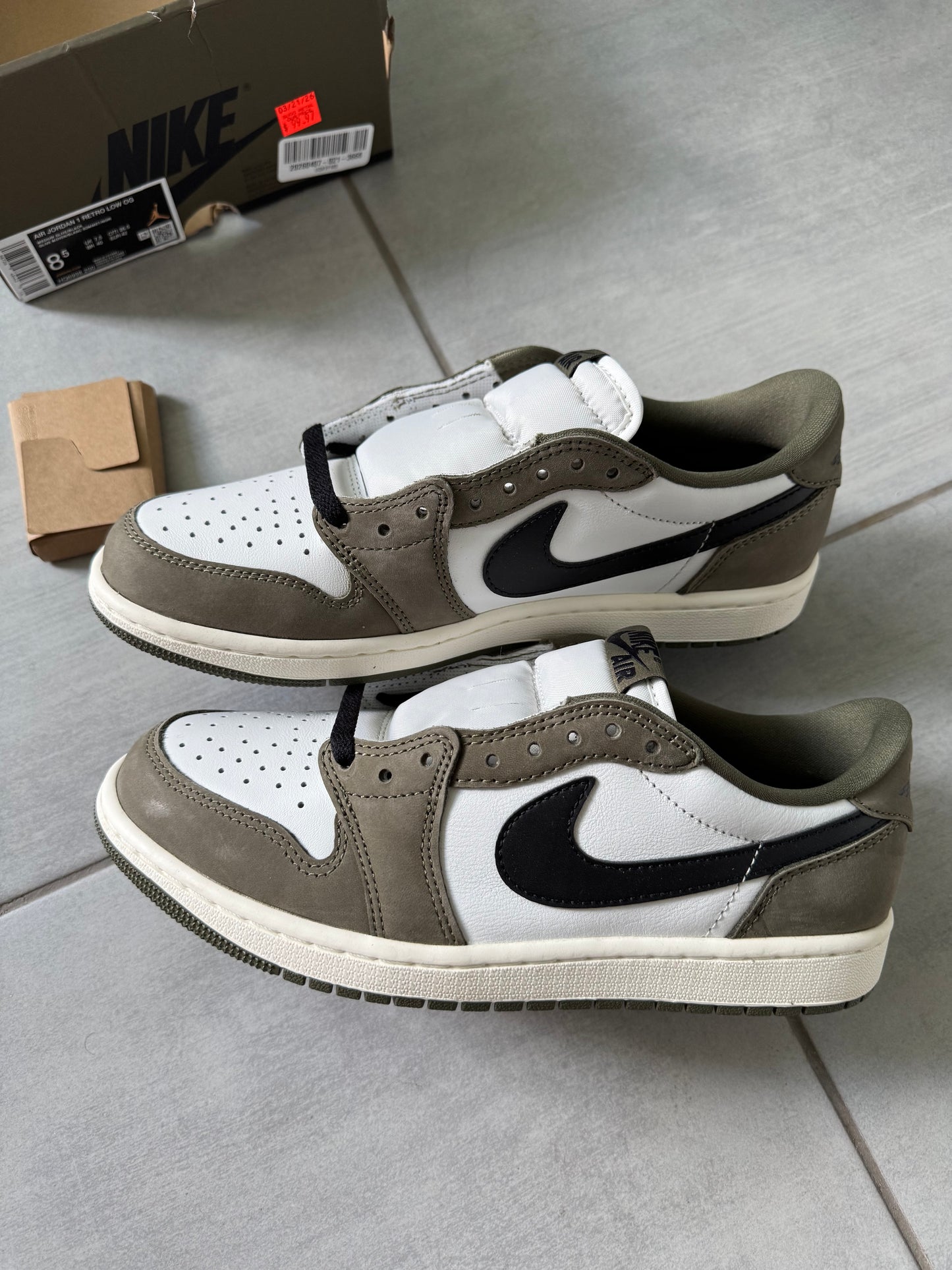 Nike Air Jordan 1 Low OG Medium Olive HQ6998-200
