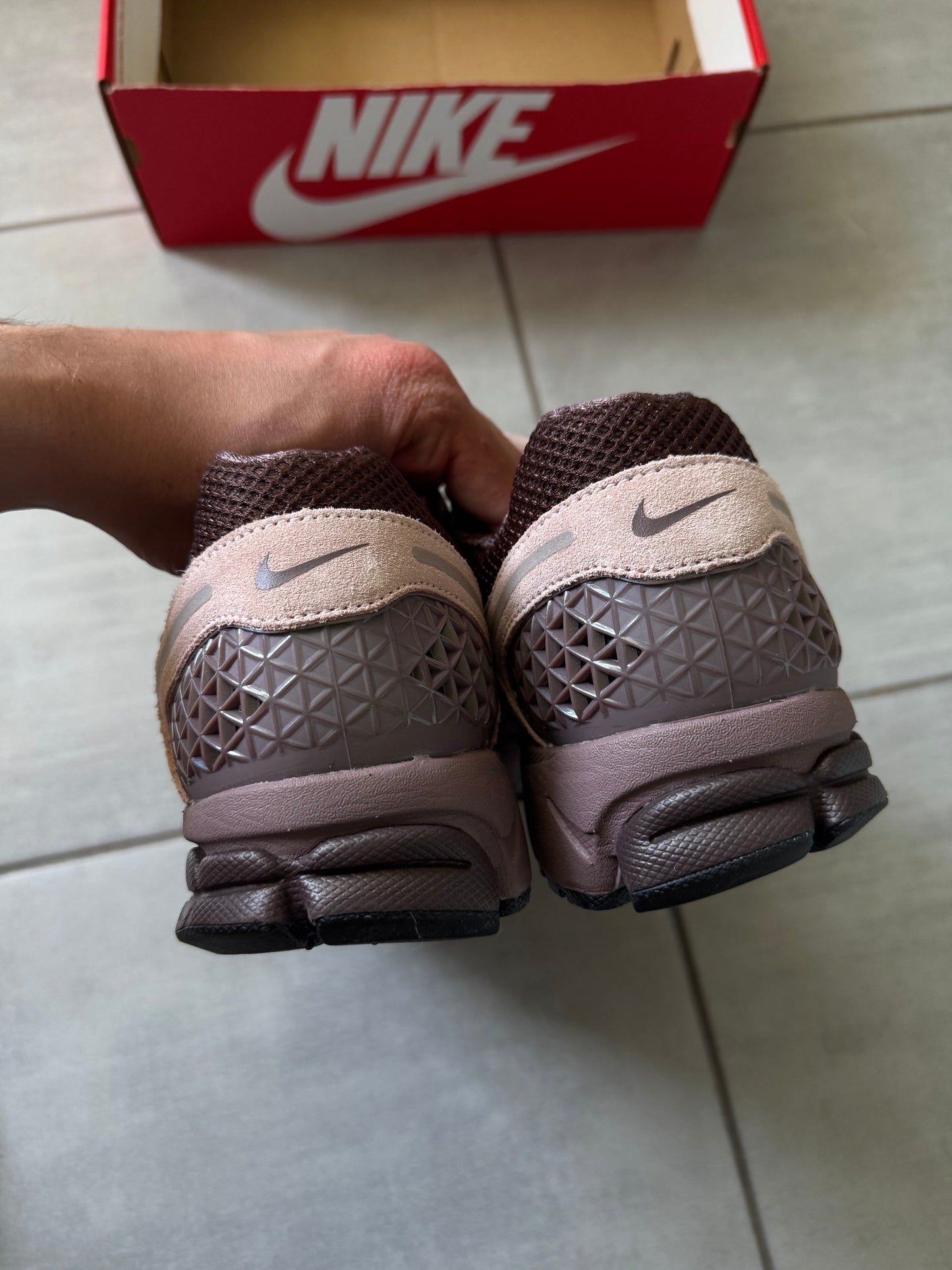 Nike Zoom Vomero 5 Plum Eclipse FV1166-200