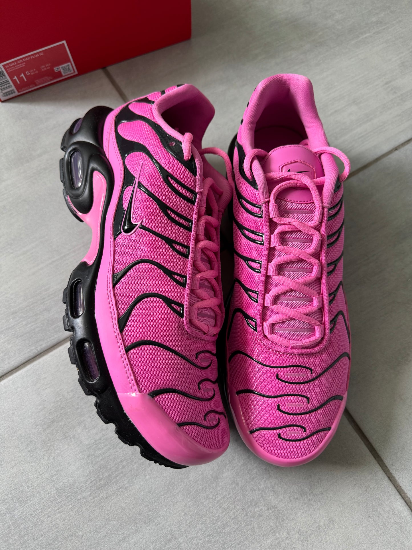 Nike Air Max Plus Pink Black HJ9743-601