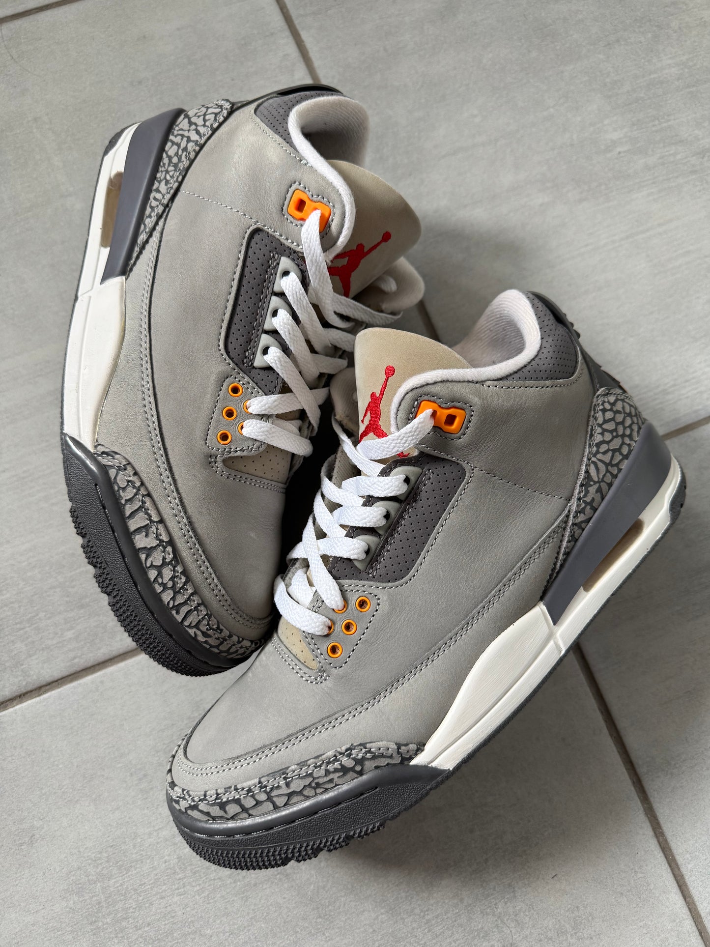 Air Jordan 3 Cool Grey