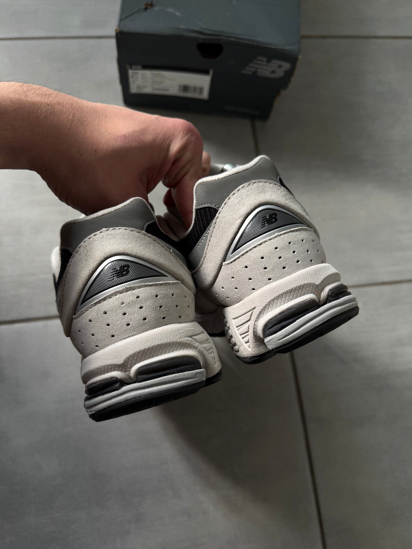 New Balance 2002R Black Grey M2002RFH