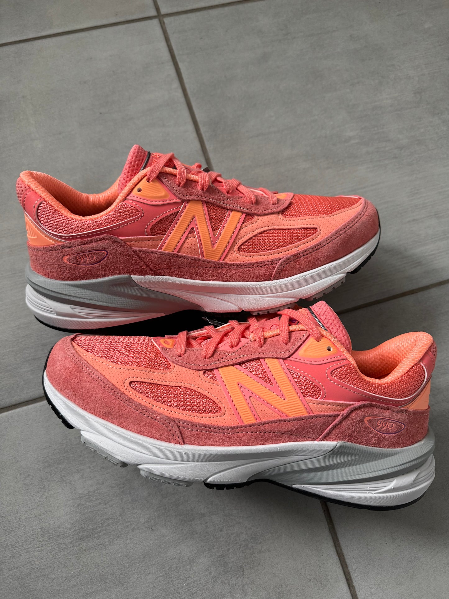 New Balance 990v6 Salmon