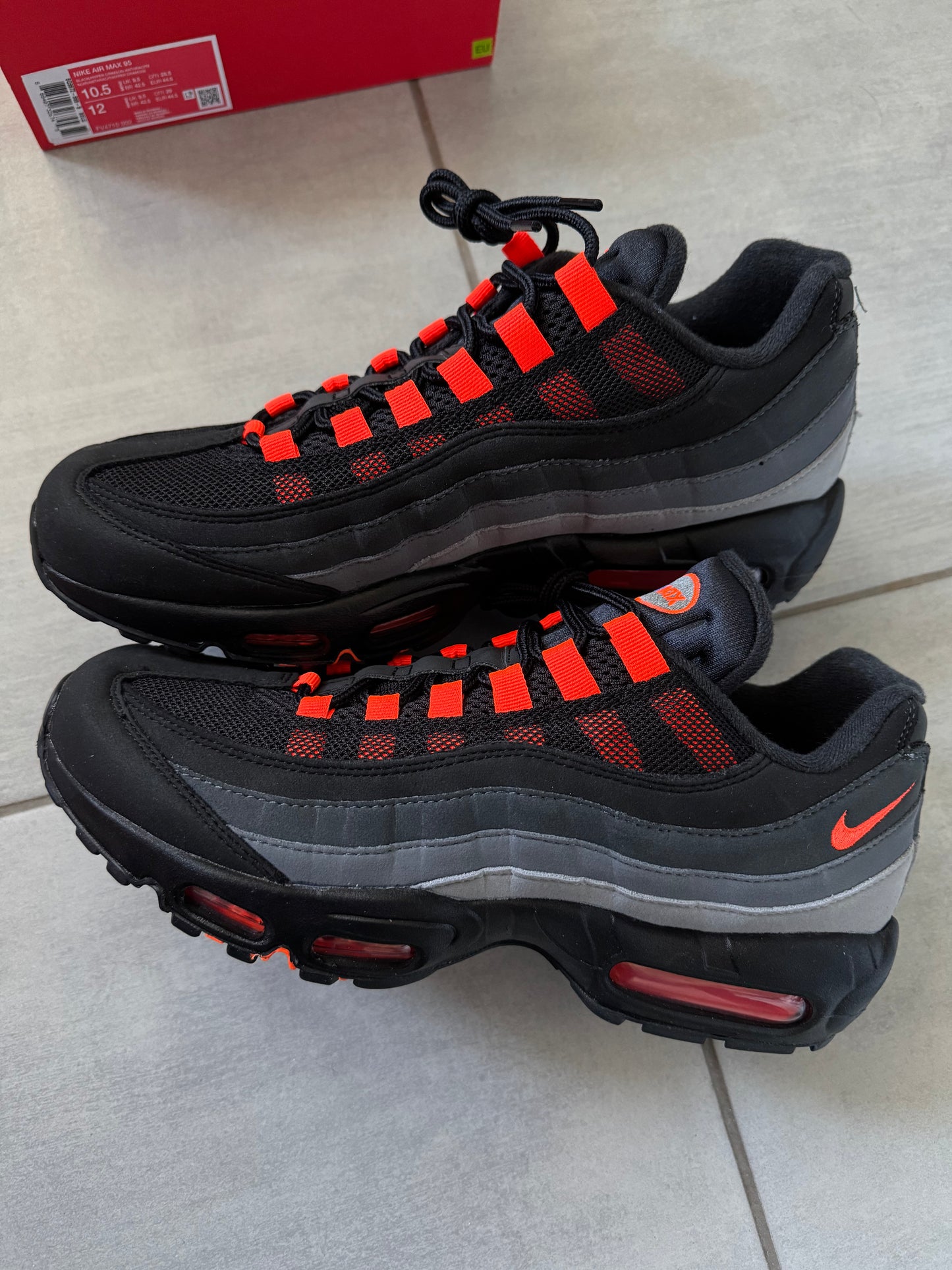 Nike Air Max 95 Hyper Crymson