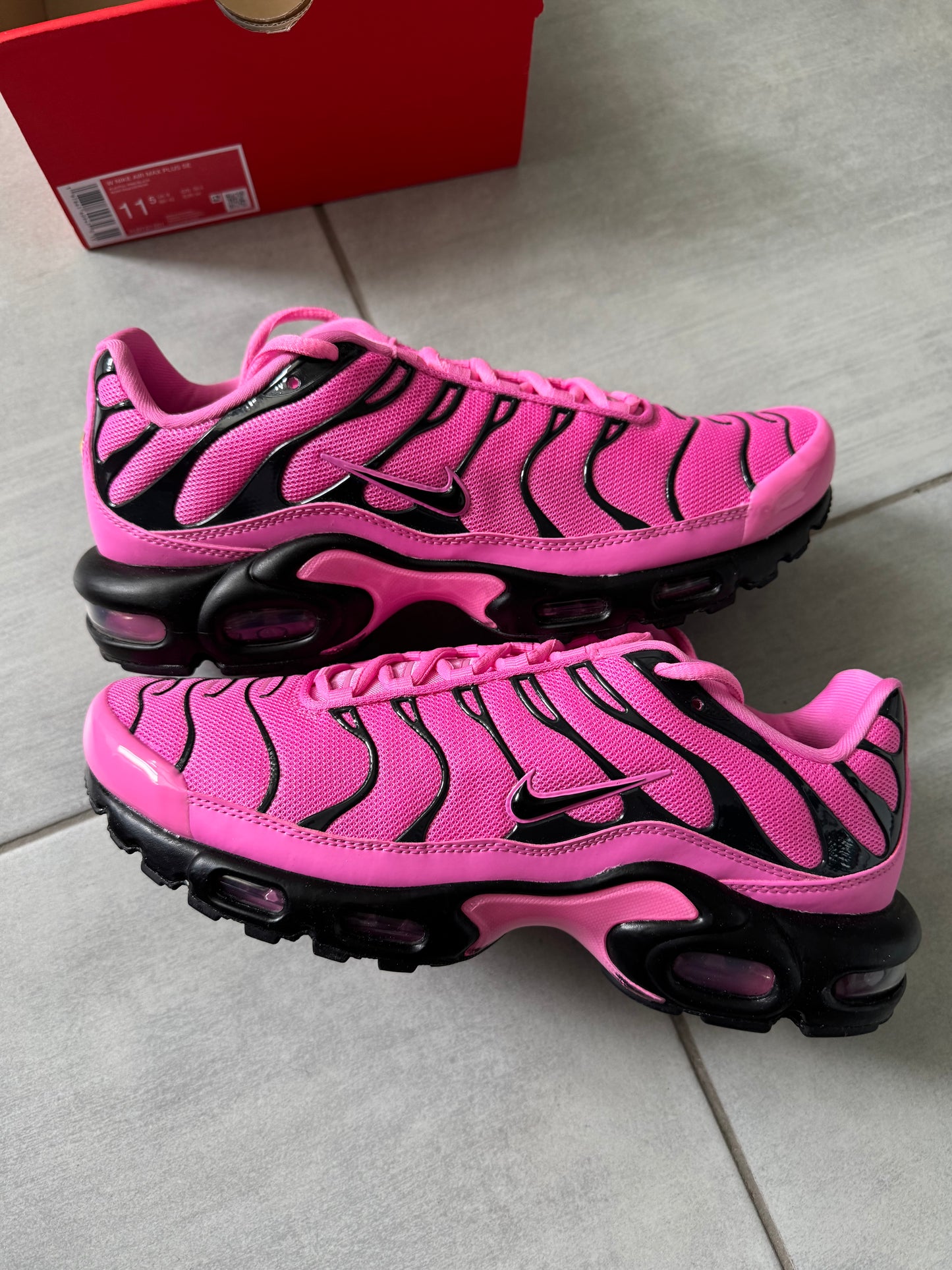 Nike Air Max Plus Pink Black HJ9743-601