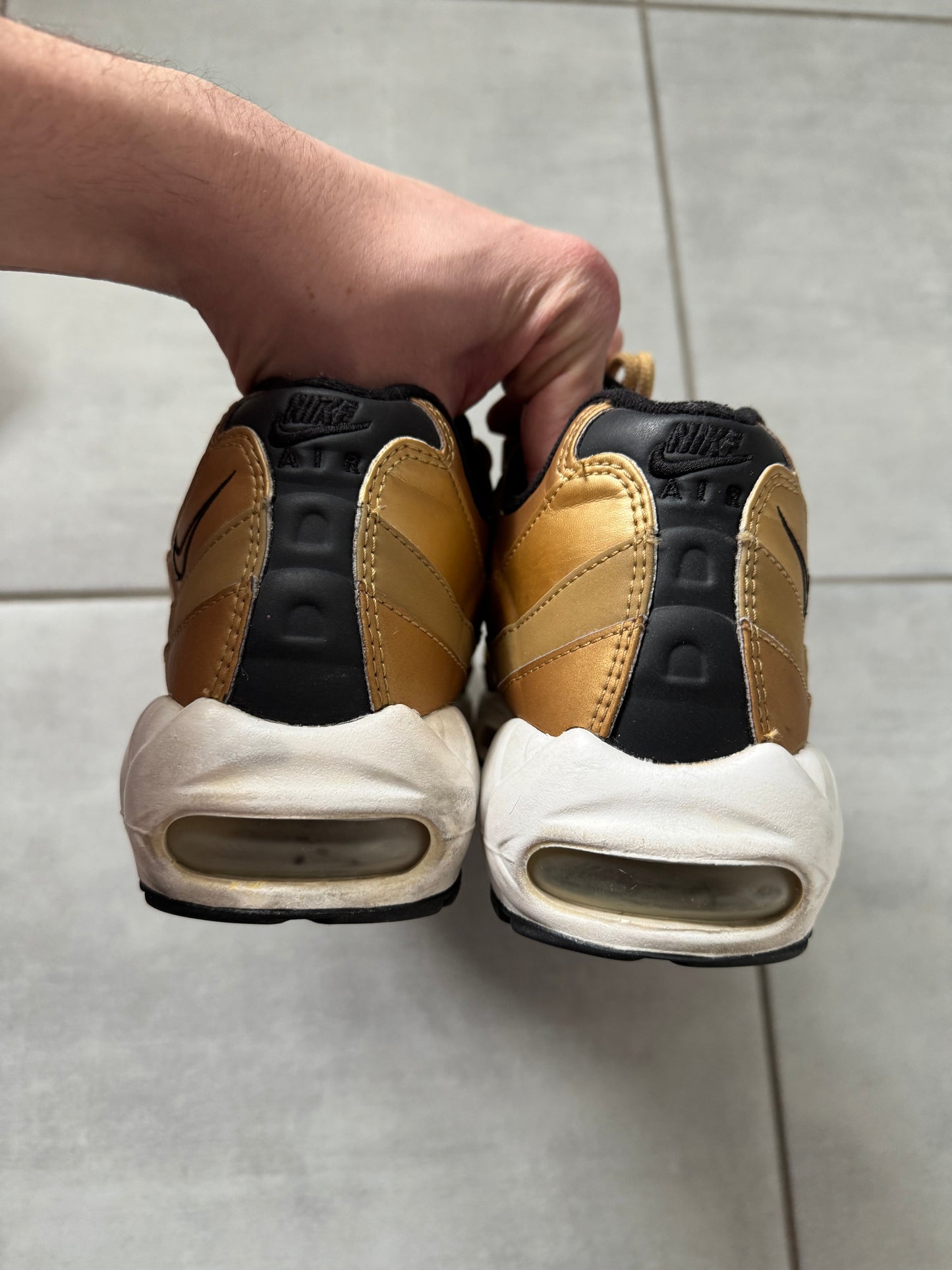 Nike Air Max 95 Gold