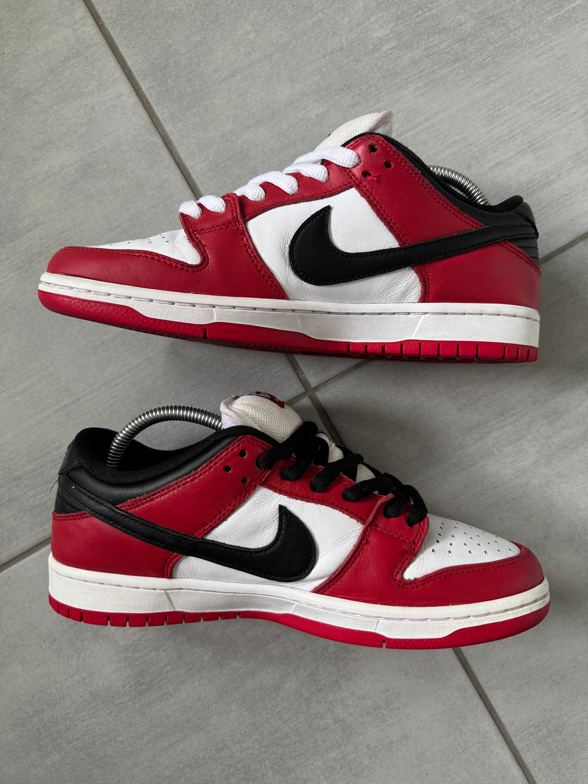 41 | Nike SB Dunk Low Chicago BQ6817-600