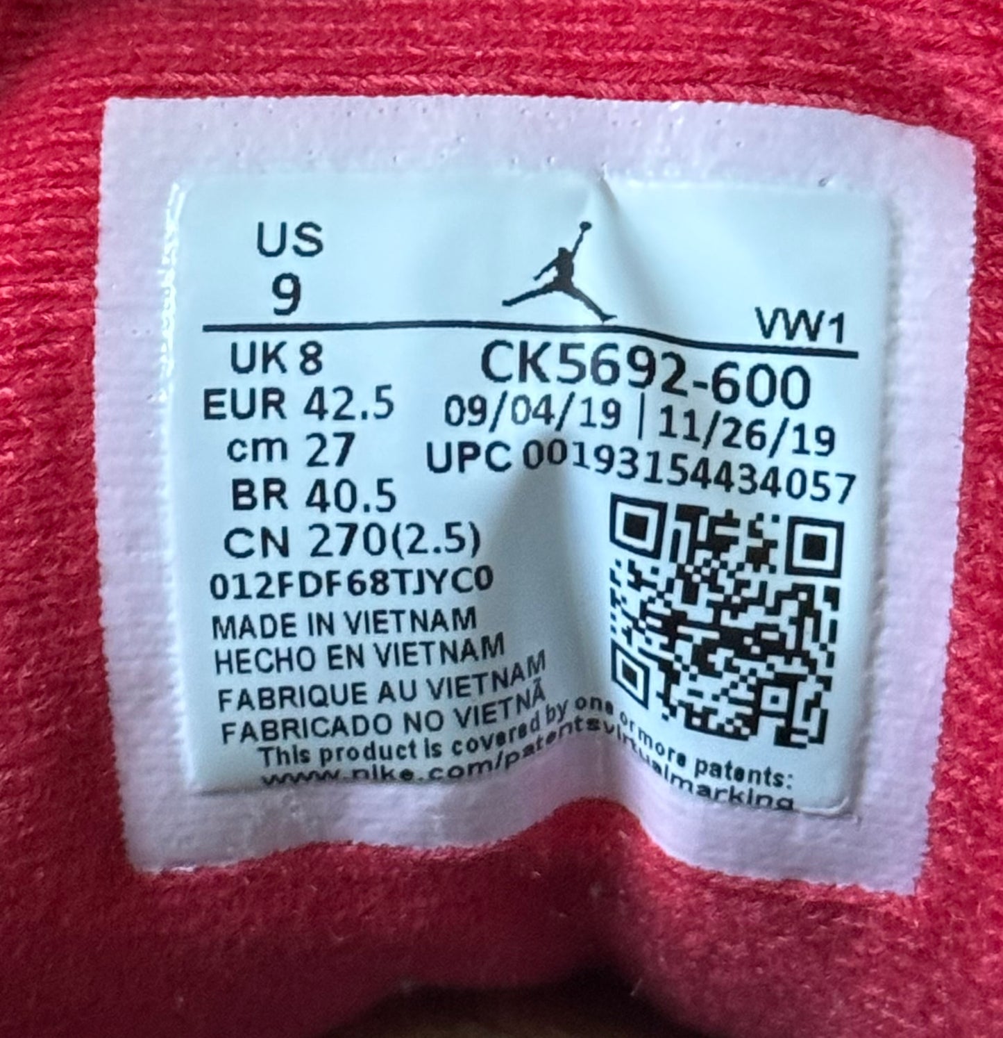 Air Jordan 3 Retro Unite CK5692-600