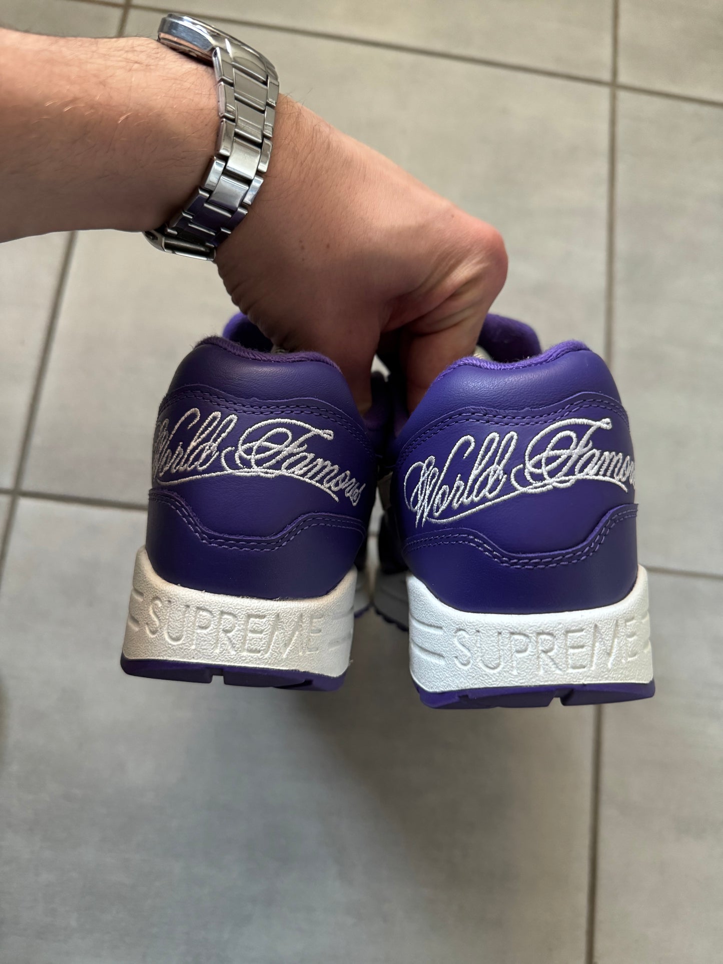 Nike Air Max 1 x Supreme Varsity Purple