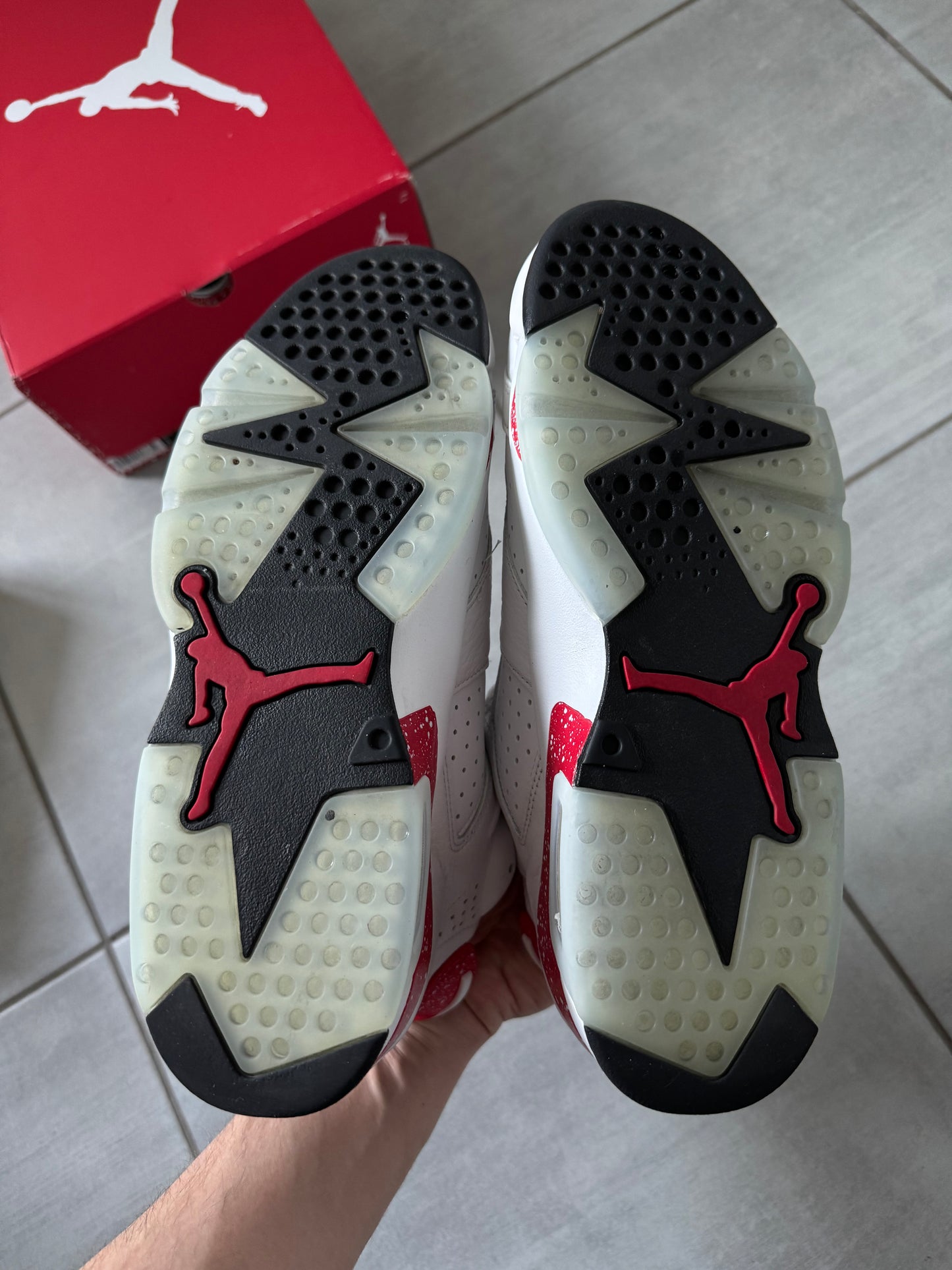 Air Jordan 6 Red Oreo