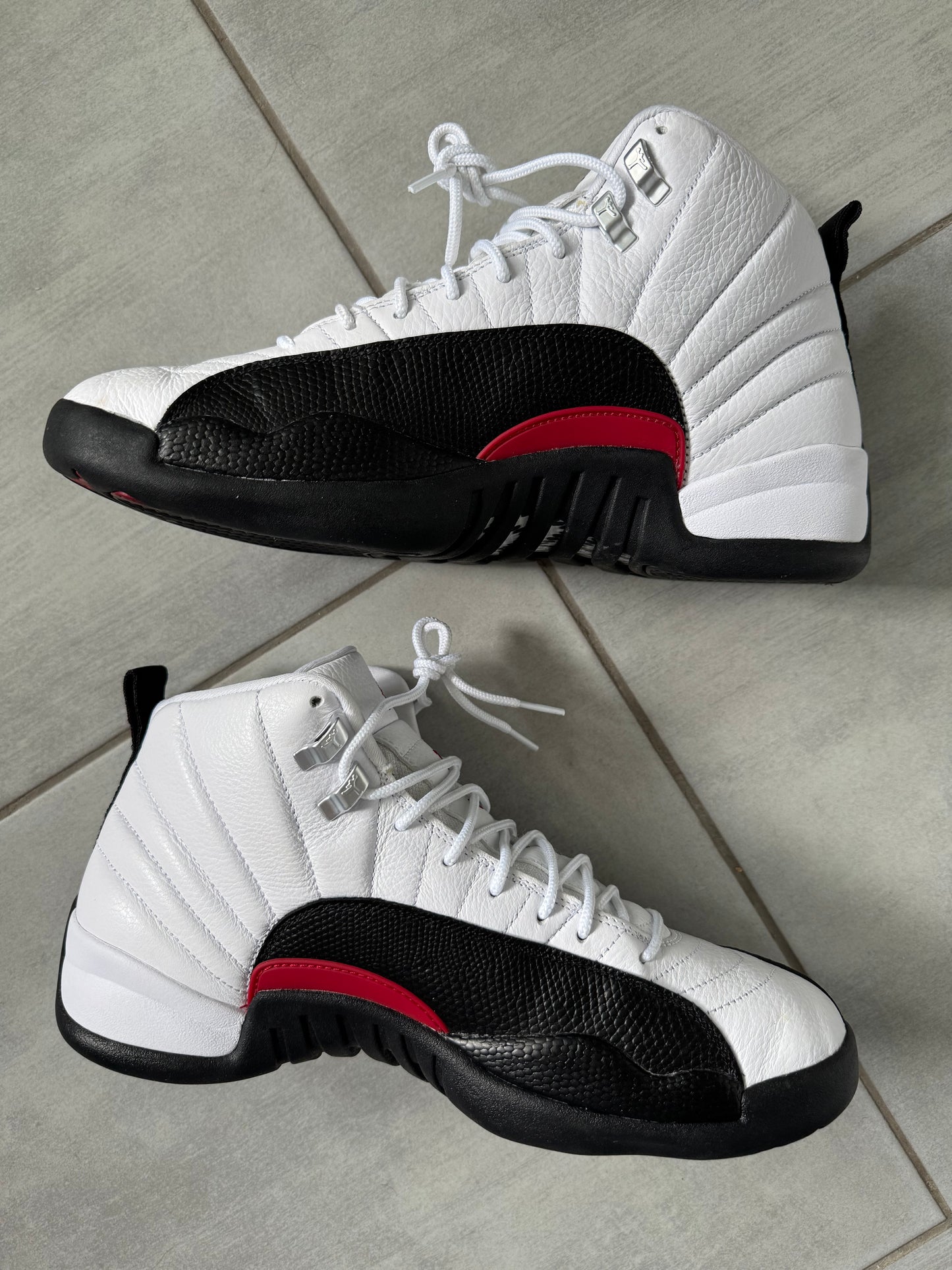 Air Jordan 12 Taxi CT8013-162