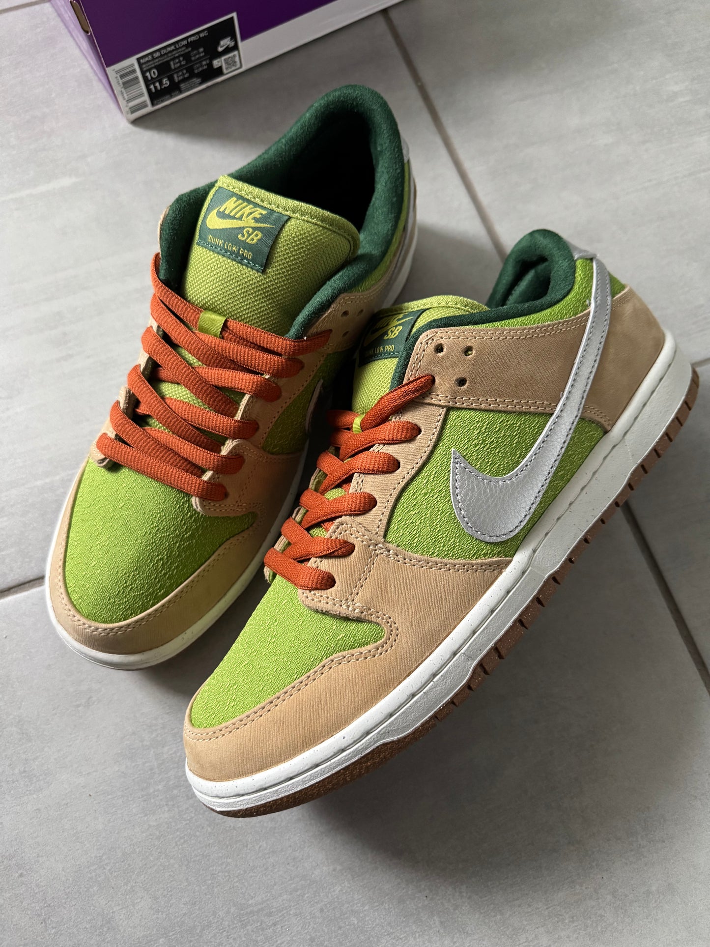 Nike SB Dunk Low Escargot