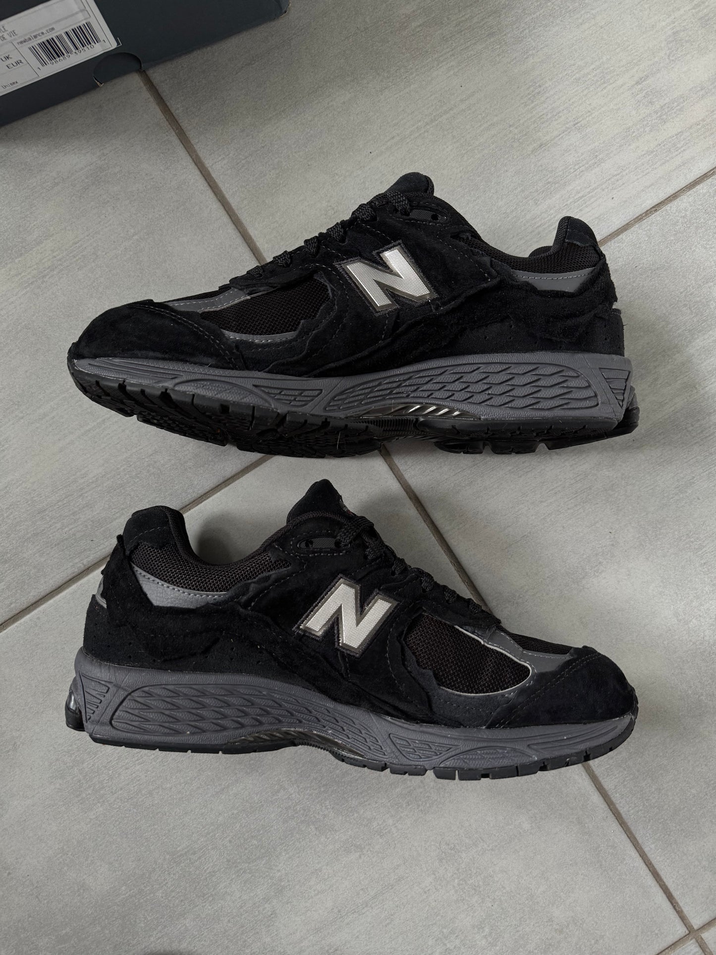 New Balance 2002R Protection Pack Gore-Tex Black U20023MB