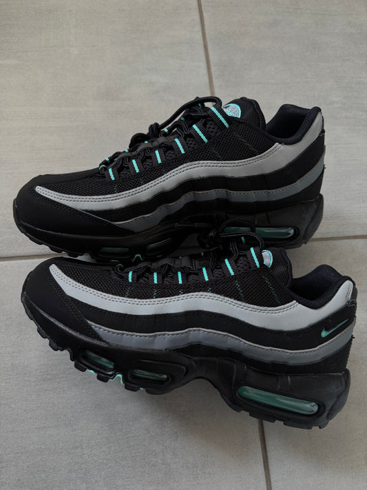Nike Air Max 95 Aurora Green