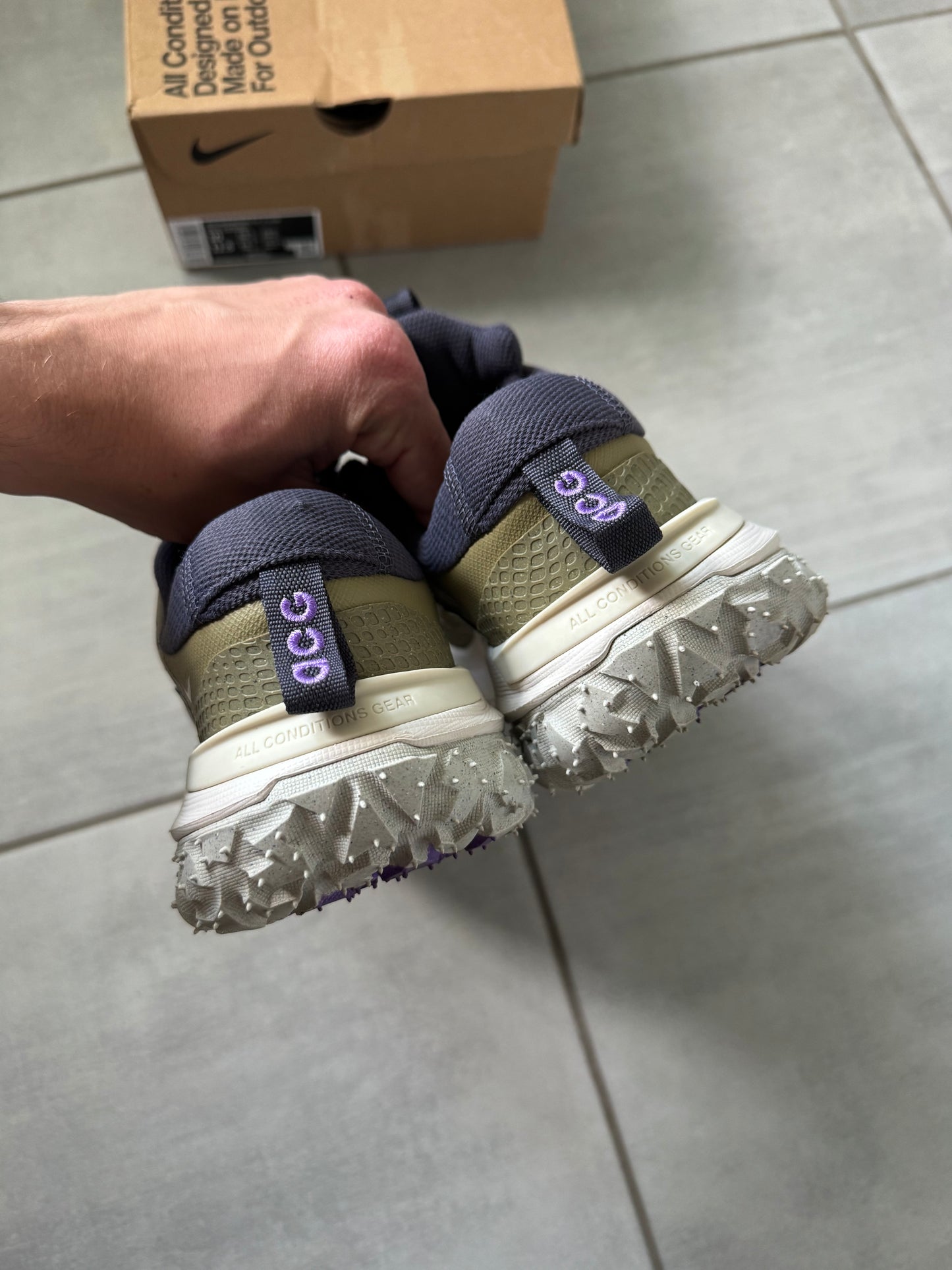 Nike ACG Mountain Fly 2 Low Neutral Olive DV7903-200
