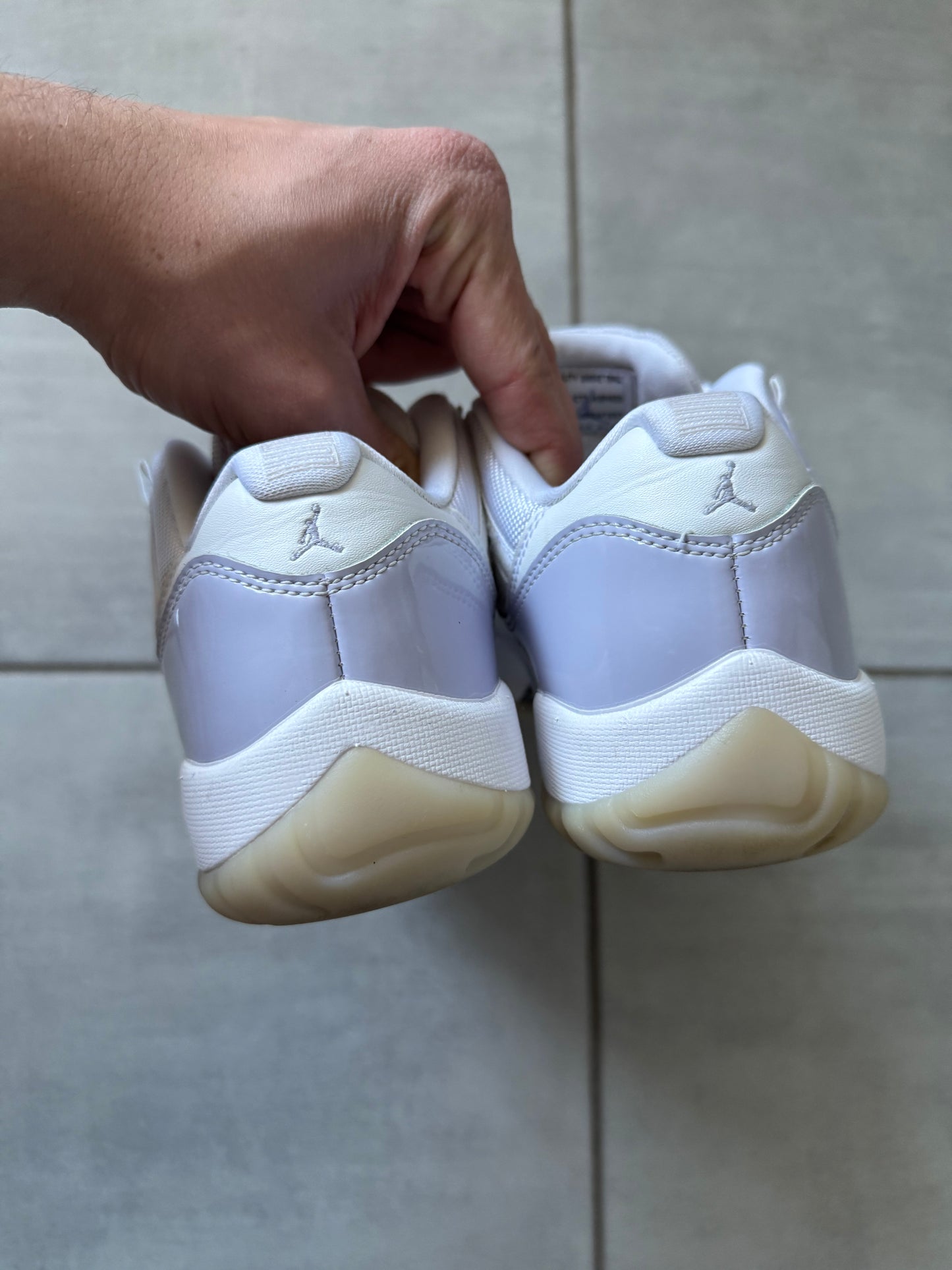 Air Jordan 11 Low Pure Violet