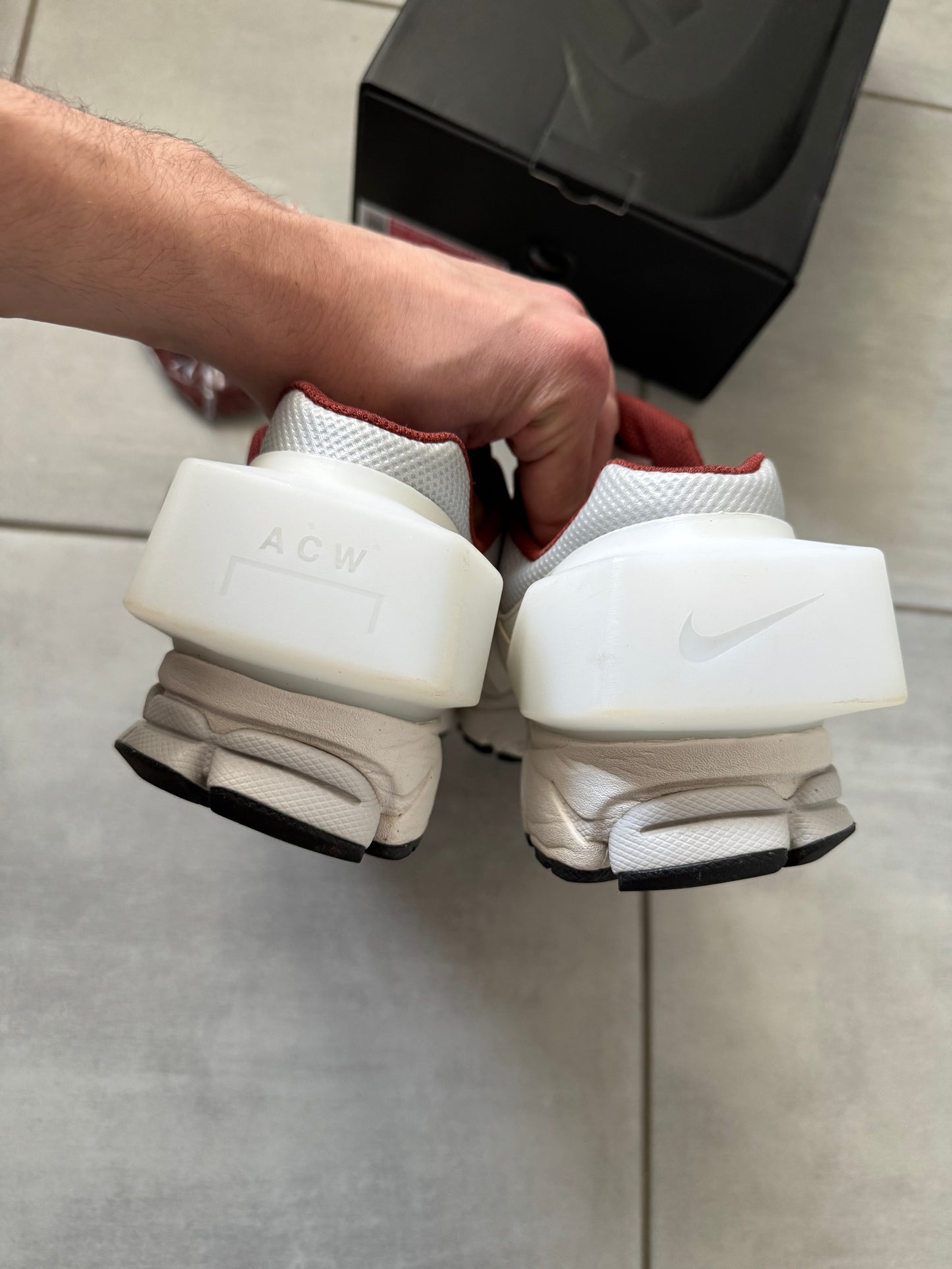 Nike Zoom Vomero 5 x A Cold Wall