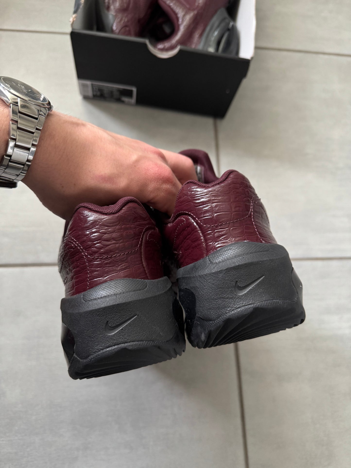 Nike Air Max Muse Burgundy Crush IB6689-600
