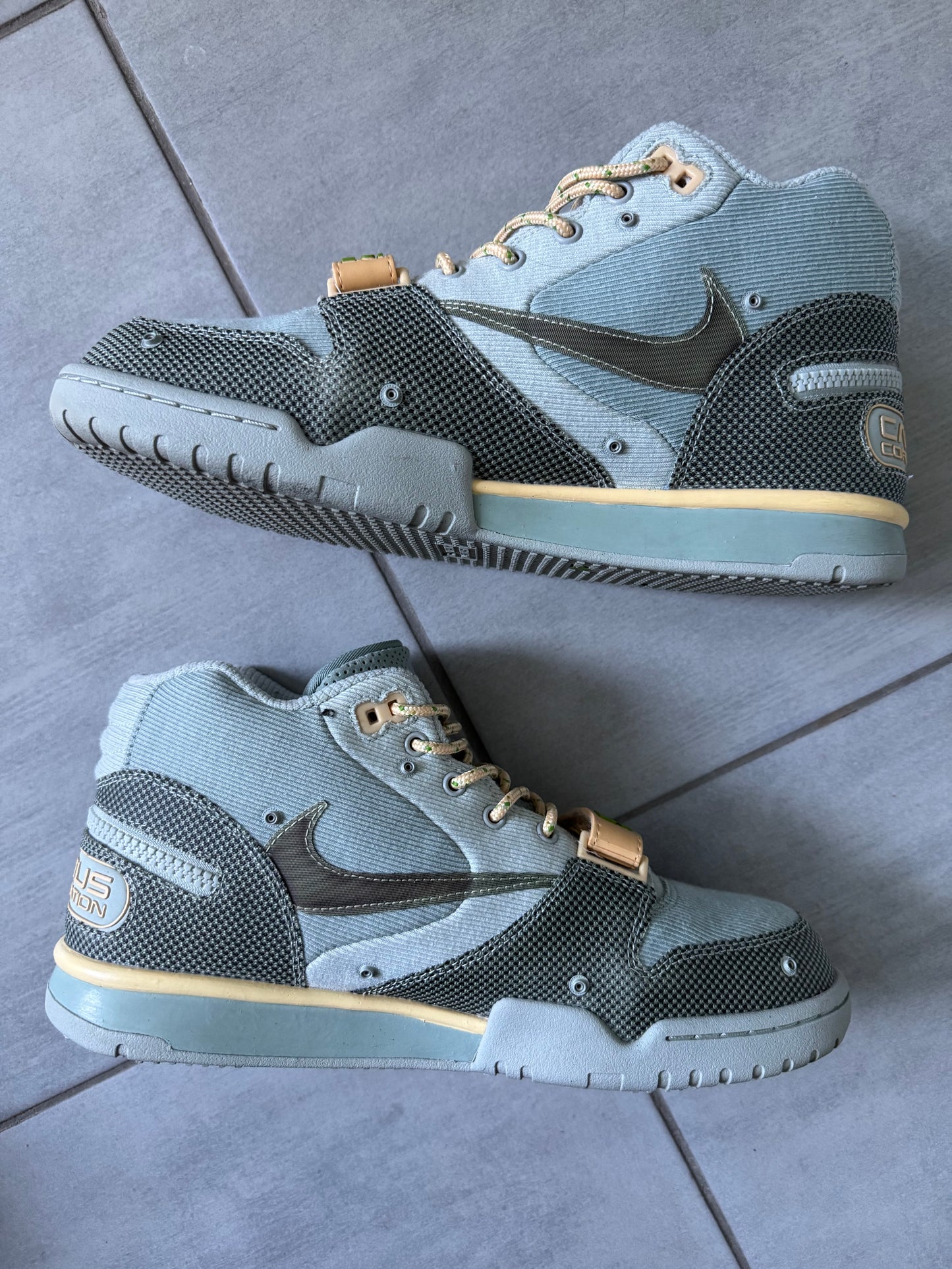 Nike Air Trainer 1 SP x Travis Scott DR7515-001