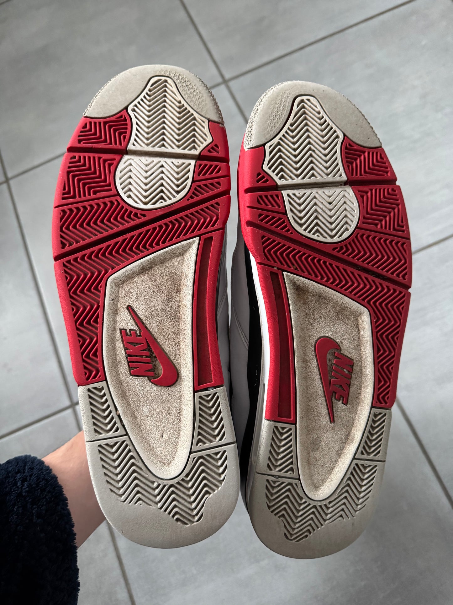 Air Jordan 4 Fire Red 2020