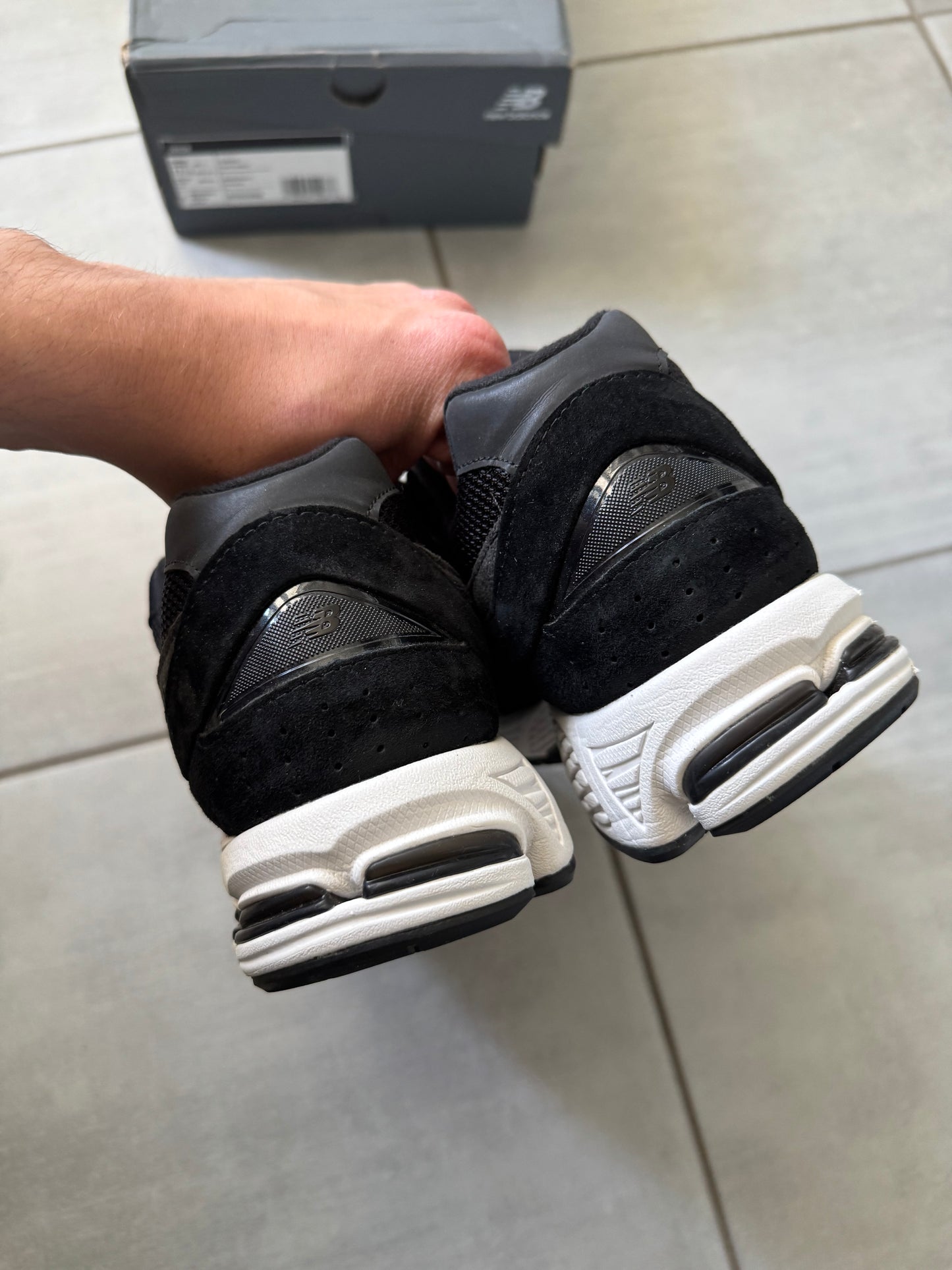 New Balance 2002R Black M2002RBK