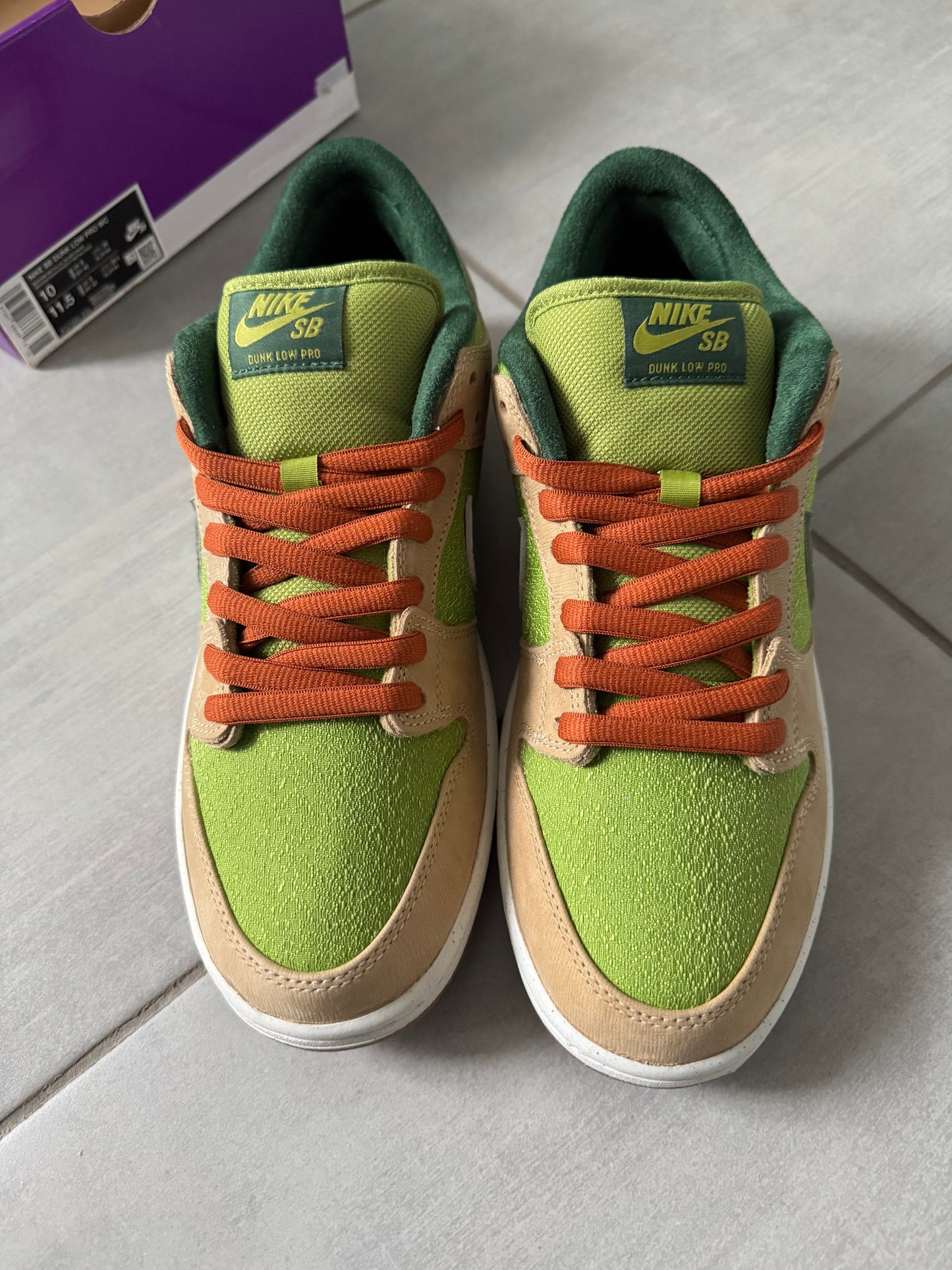 Nike SB Dunk Low Escargot