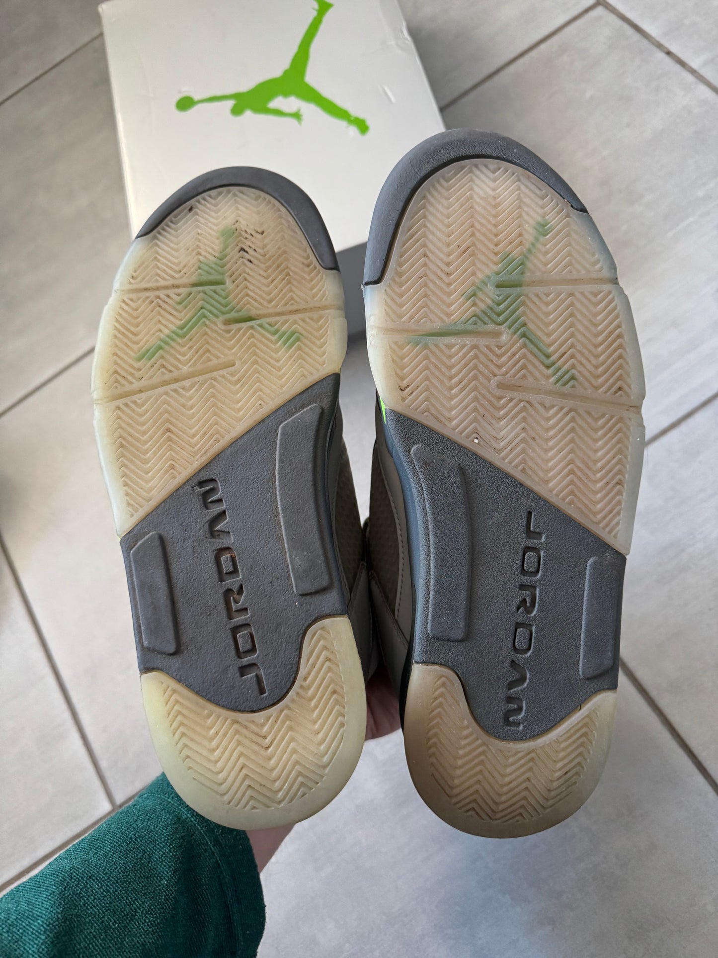 Air Jordan 5 Green Bean