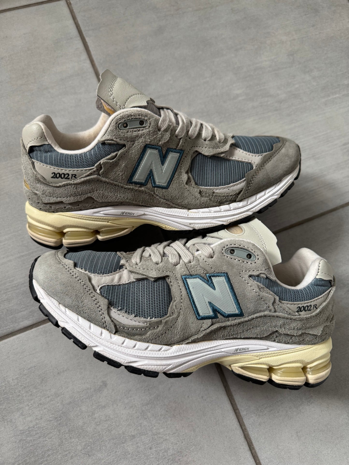 New Balance 2002R Protection Pack Mirage Grey