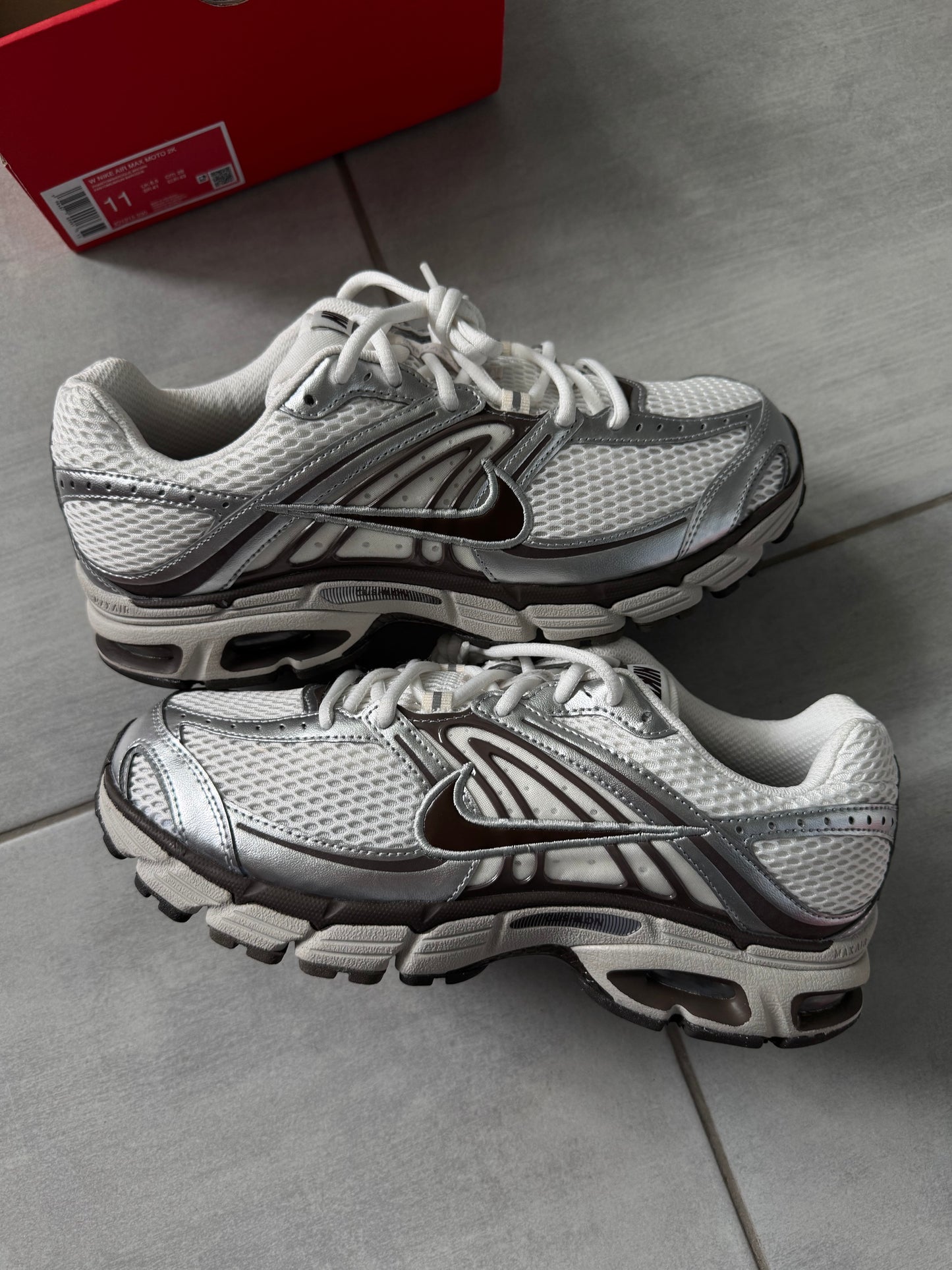 Nike Air Max Moto 2K Silver Brown IO1915-030