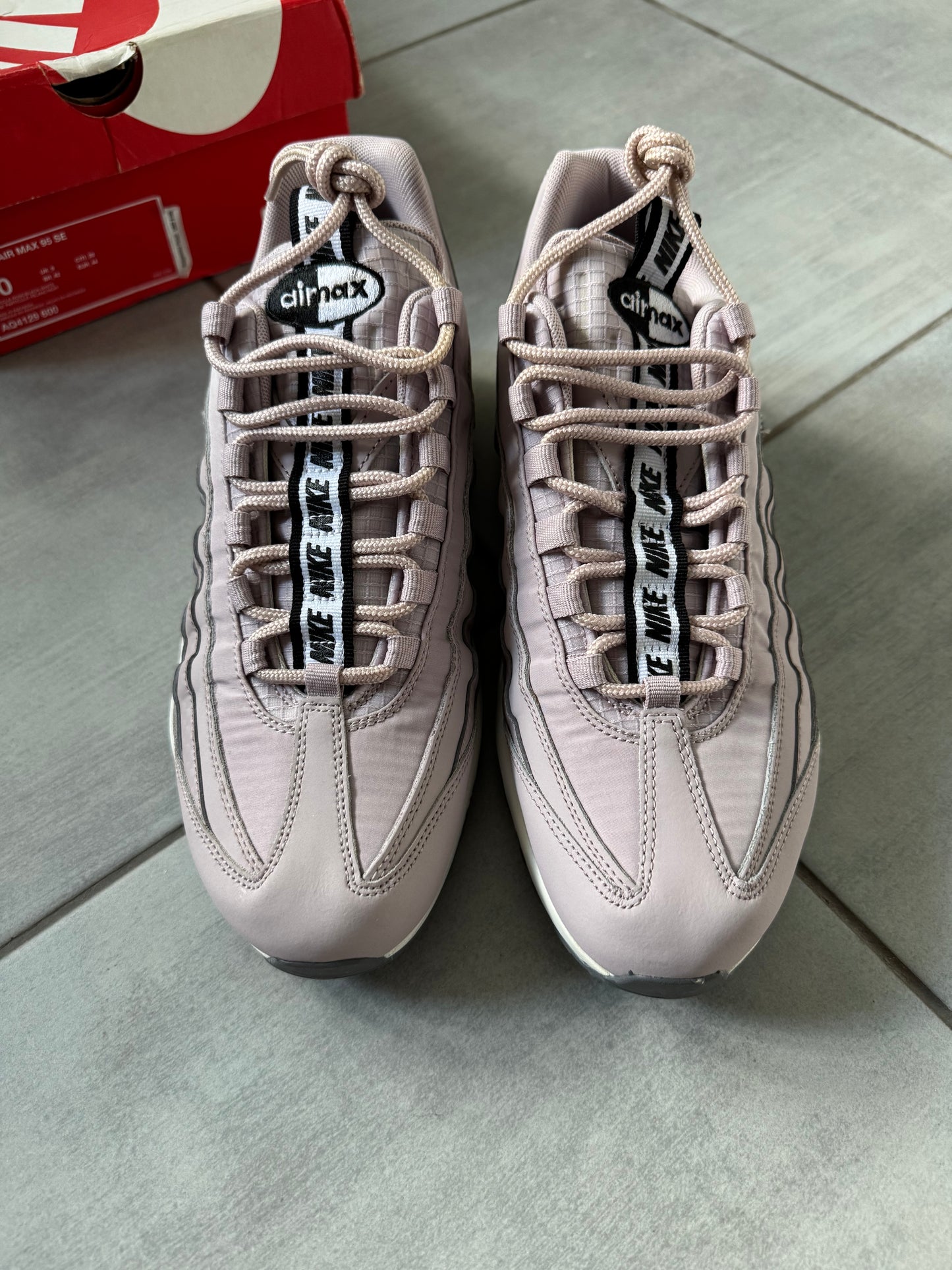 Nike Air Max 95 Particle Rose AQ4129-600