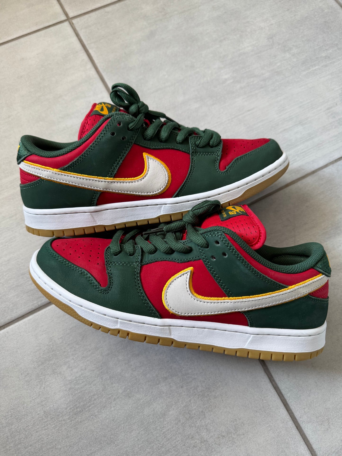 Nike SB Dunk Low Seattle Supersonics FZ1287-300