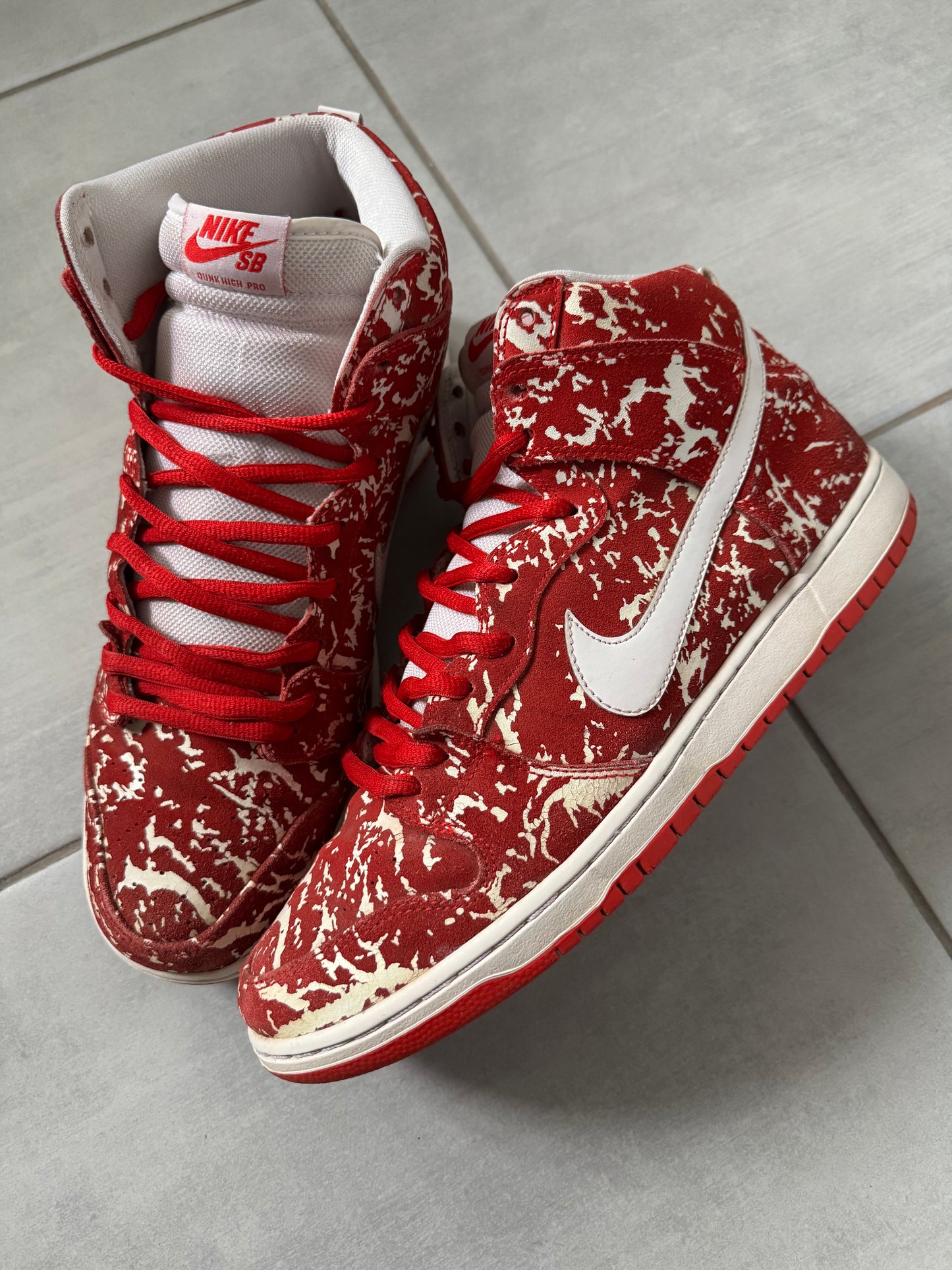 Nike SB Dunk High Raw Meat