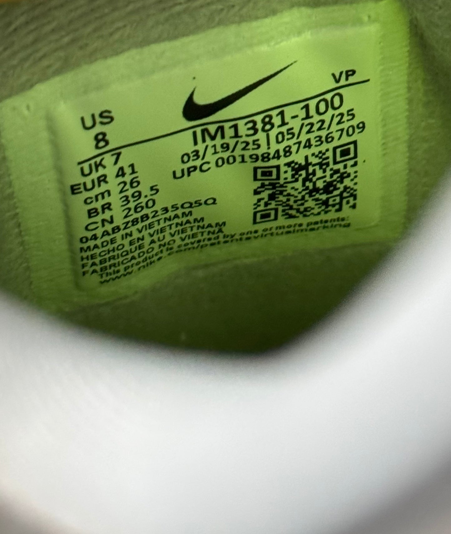Nike Total 90 White Silver Volt x Palace IM1381-100